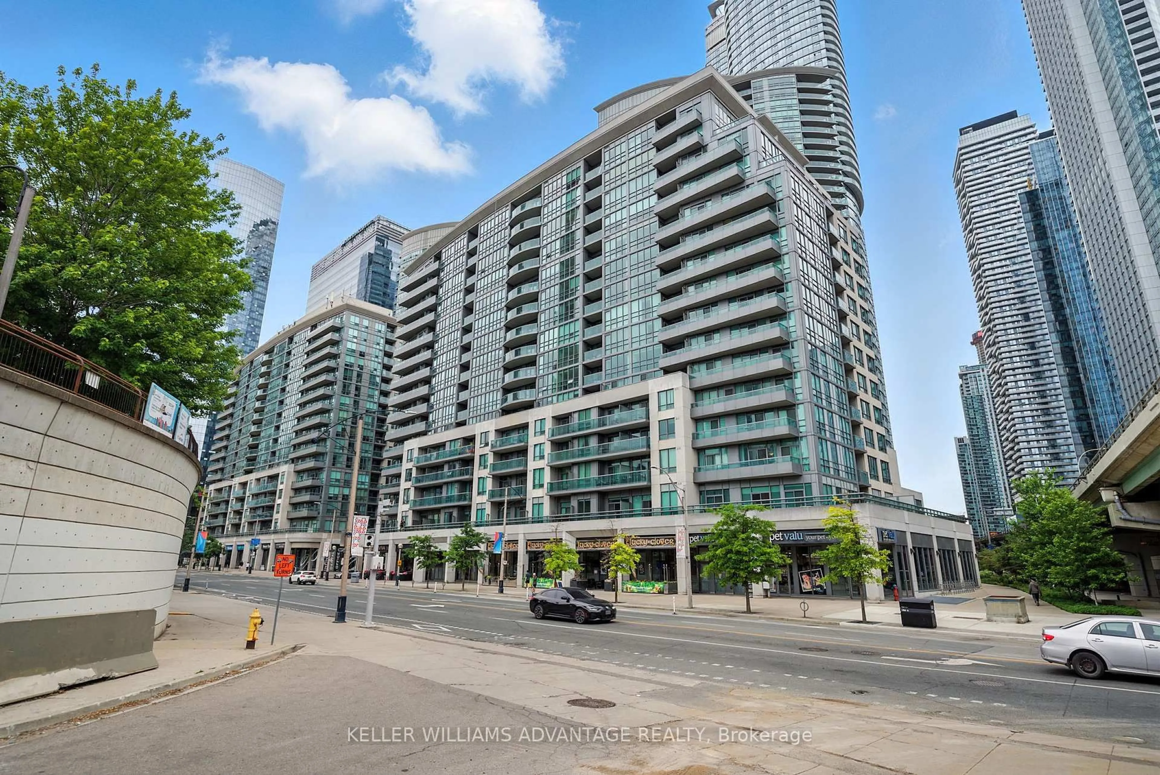 A pic from outside/outdoor area/front of a property/back of a property/a pic from drone, city buildings view from balcony for 25 Lower Simcoe St #301, Toronto Ontario M5J 3A1
