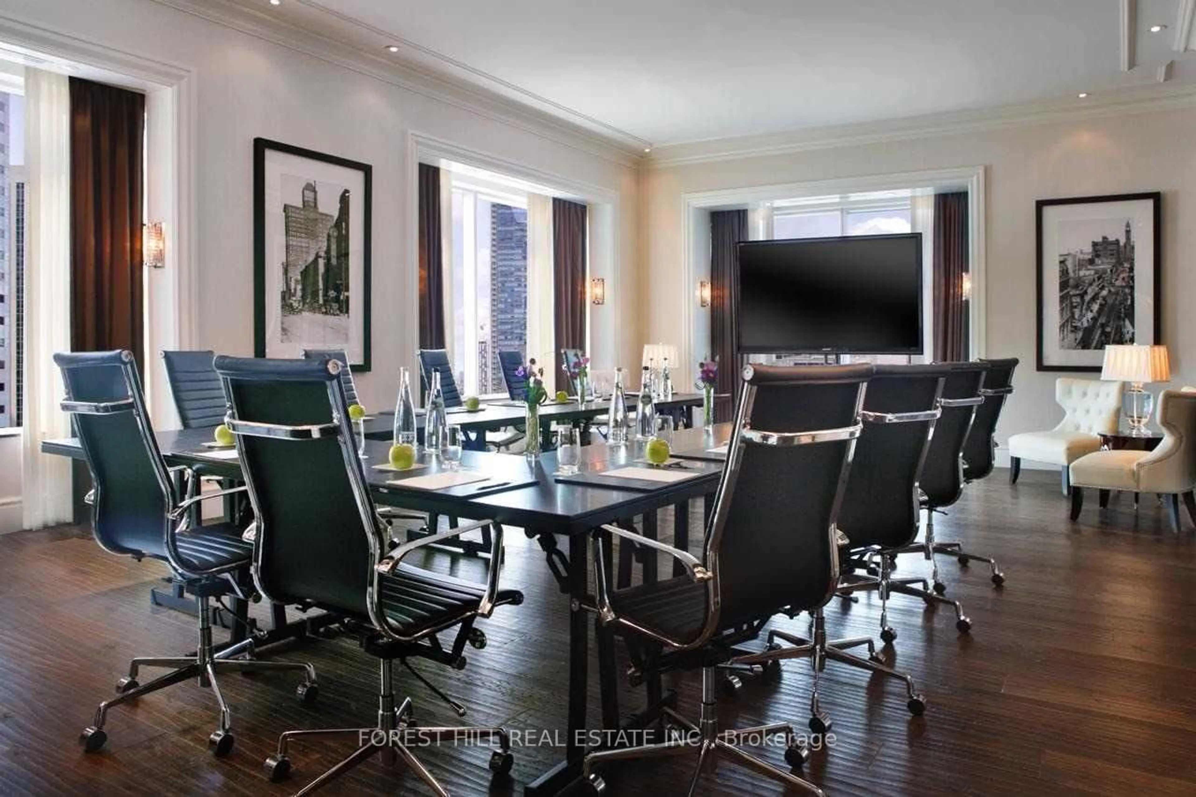 Dining room, unknown for 311 Bay St #4604, Toronto Ontario M5H 4G5