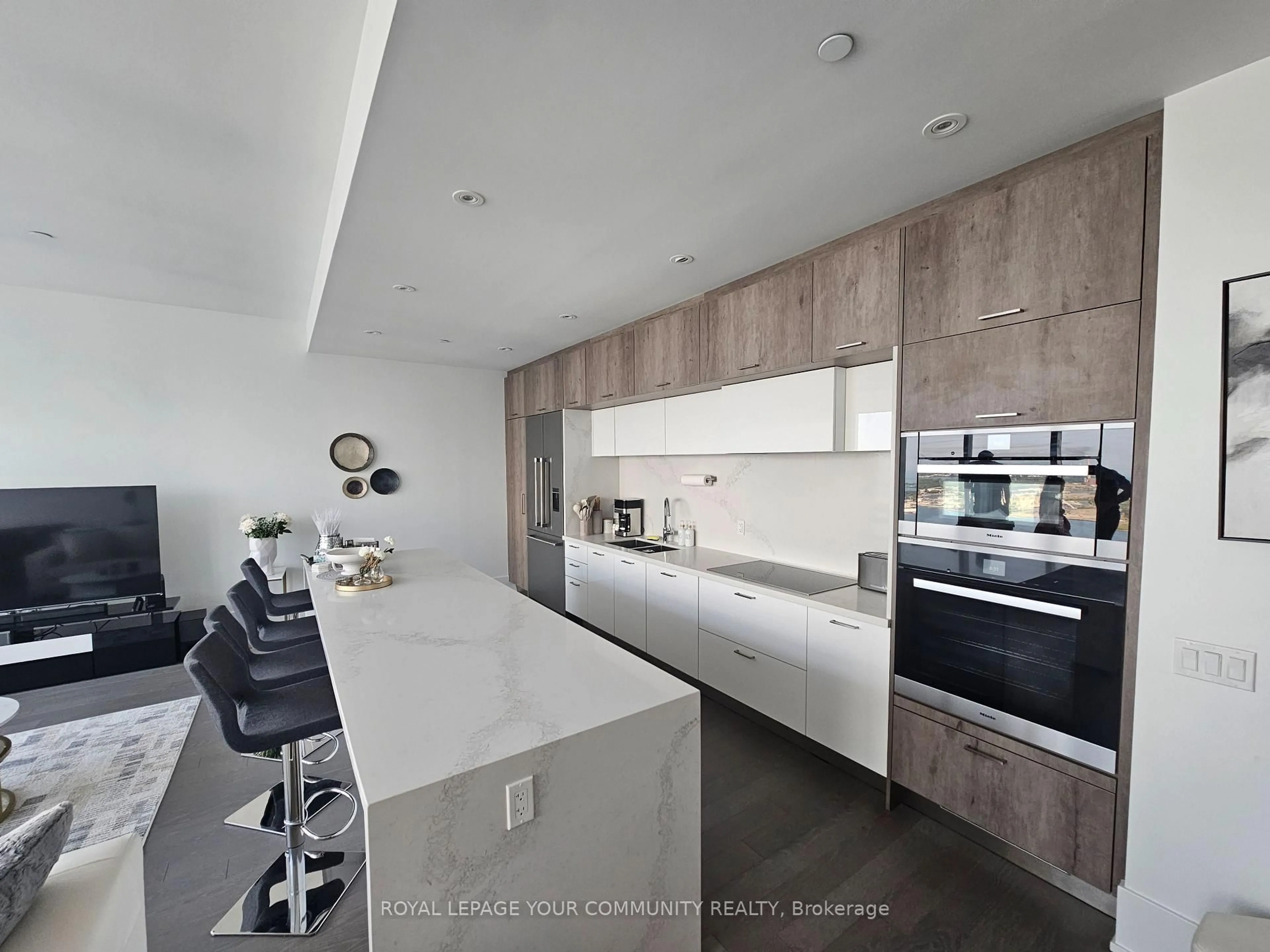 Contemporary kitchen, unknown for 10 York St #6503, Toronto Ontario M5J 2Z2
