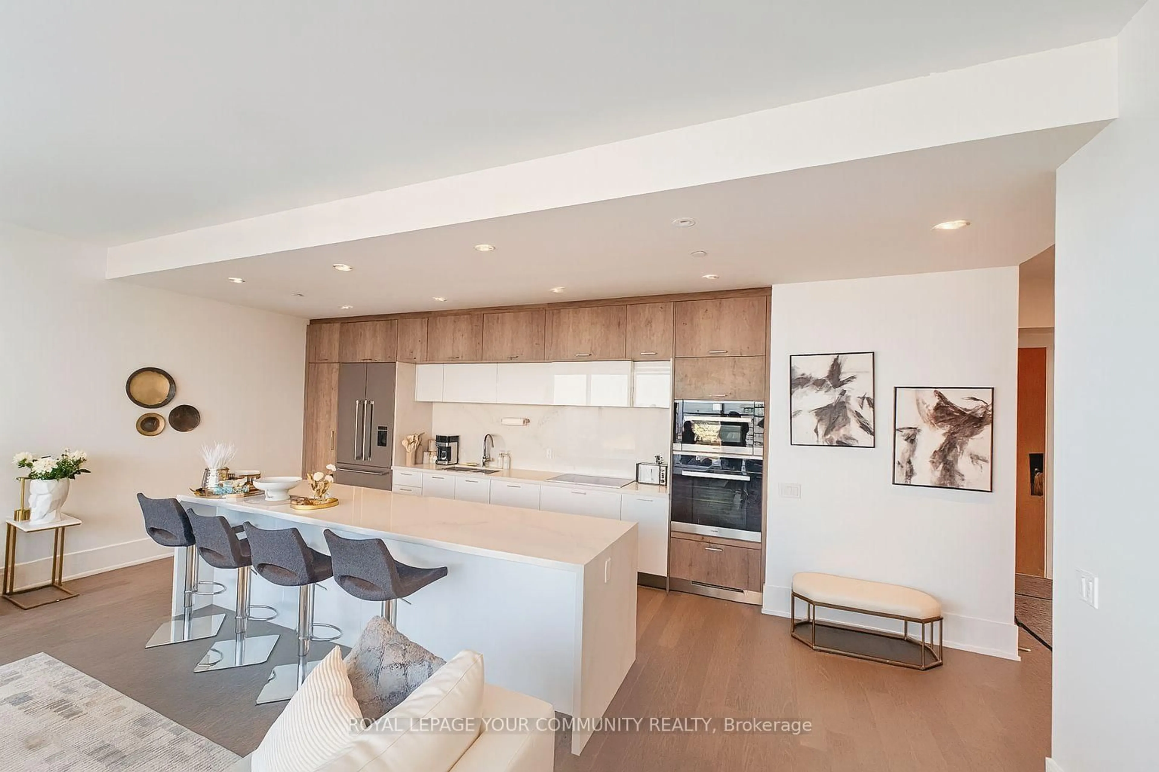 Open concept kitchen, unknown for 10 York St #6503, Toronto Ontario M5J 2Z2