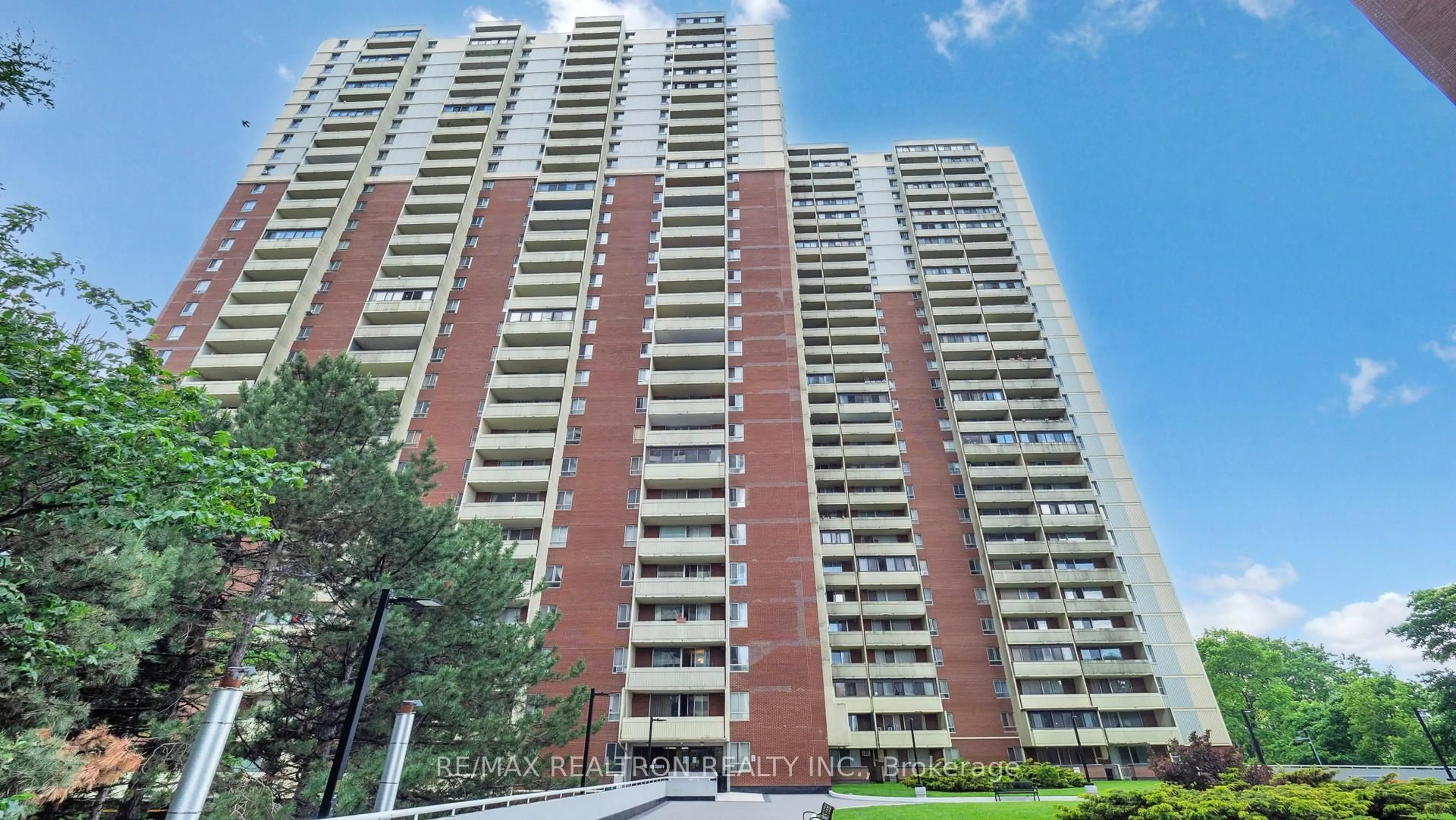 Unknown for 1 Massey Sq #2419, Toronto Ontario M4C 5L4