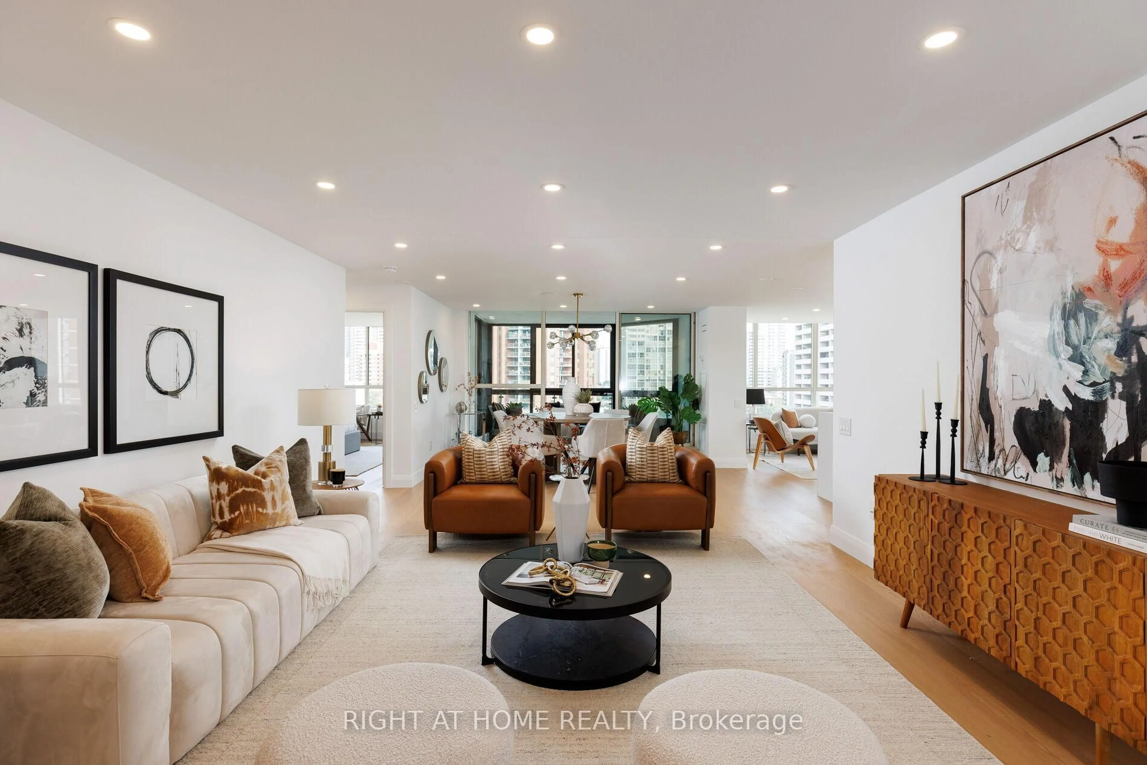 Living room with furniture, unknown for 130 Carlton St #1403, Toronto Ontario M5A 4K3