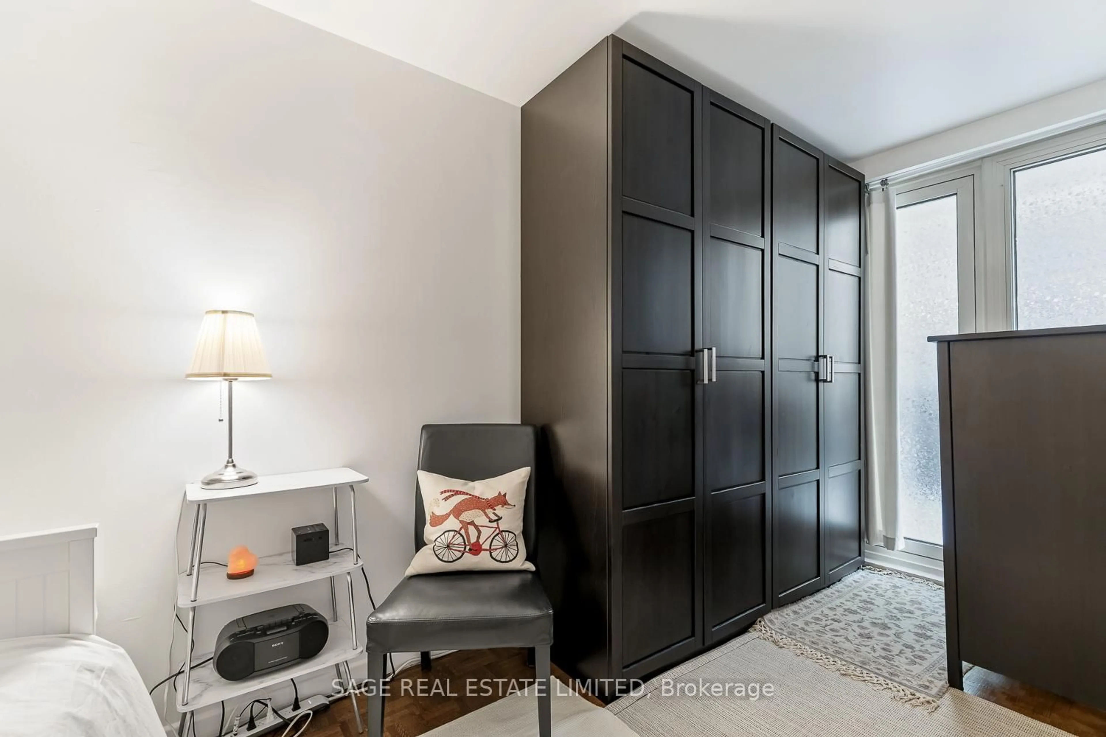 Unknown for 575 Avenue Rd #203, Toronto Ontario M4V 2K2