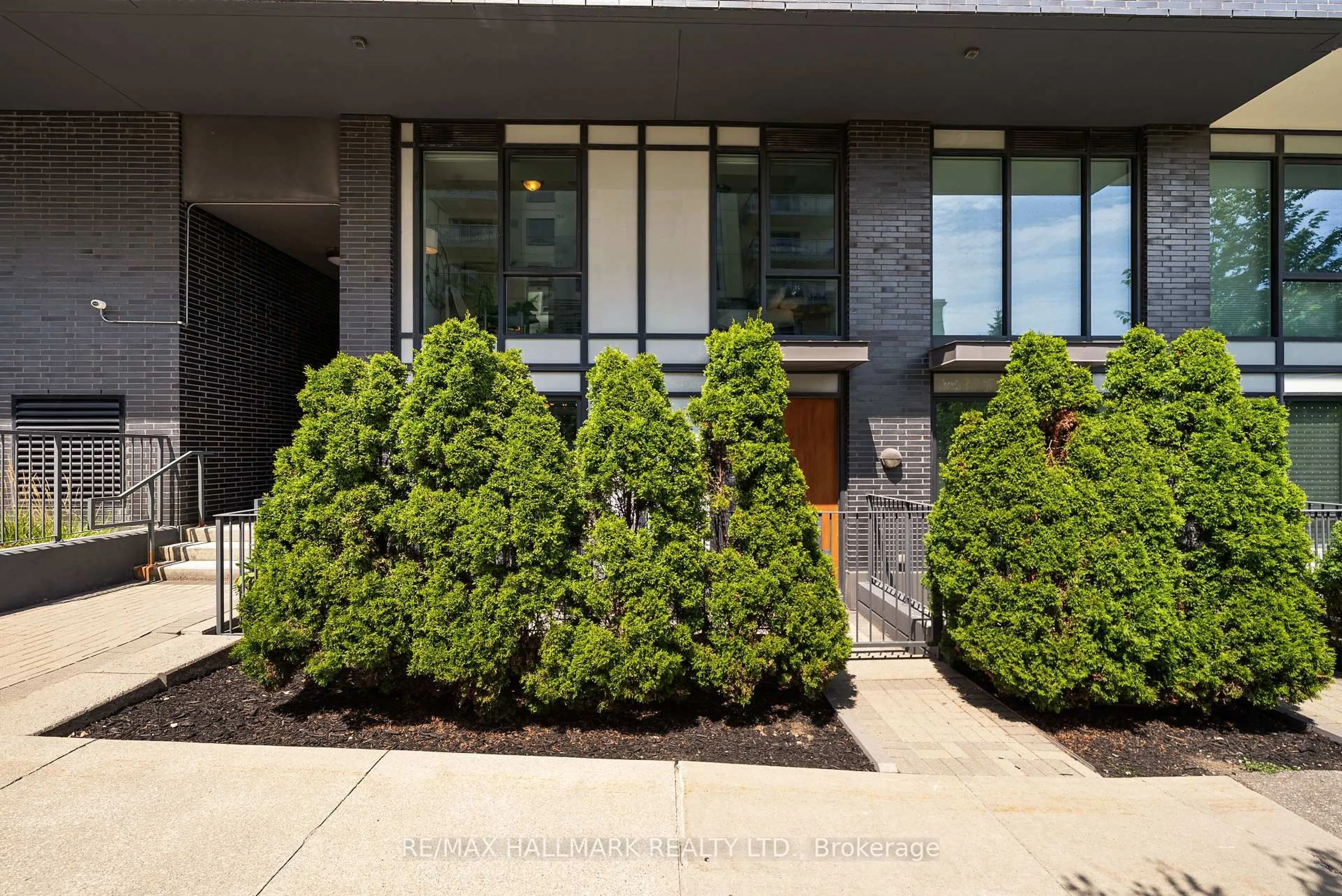 Unknown for 18 Rean Dr #103, Toronto Ontario M2K 0C7