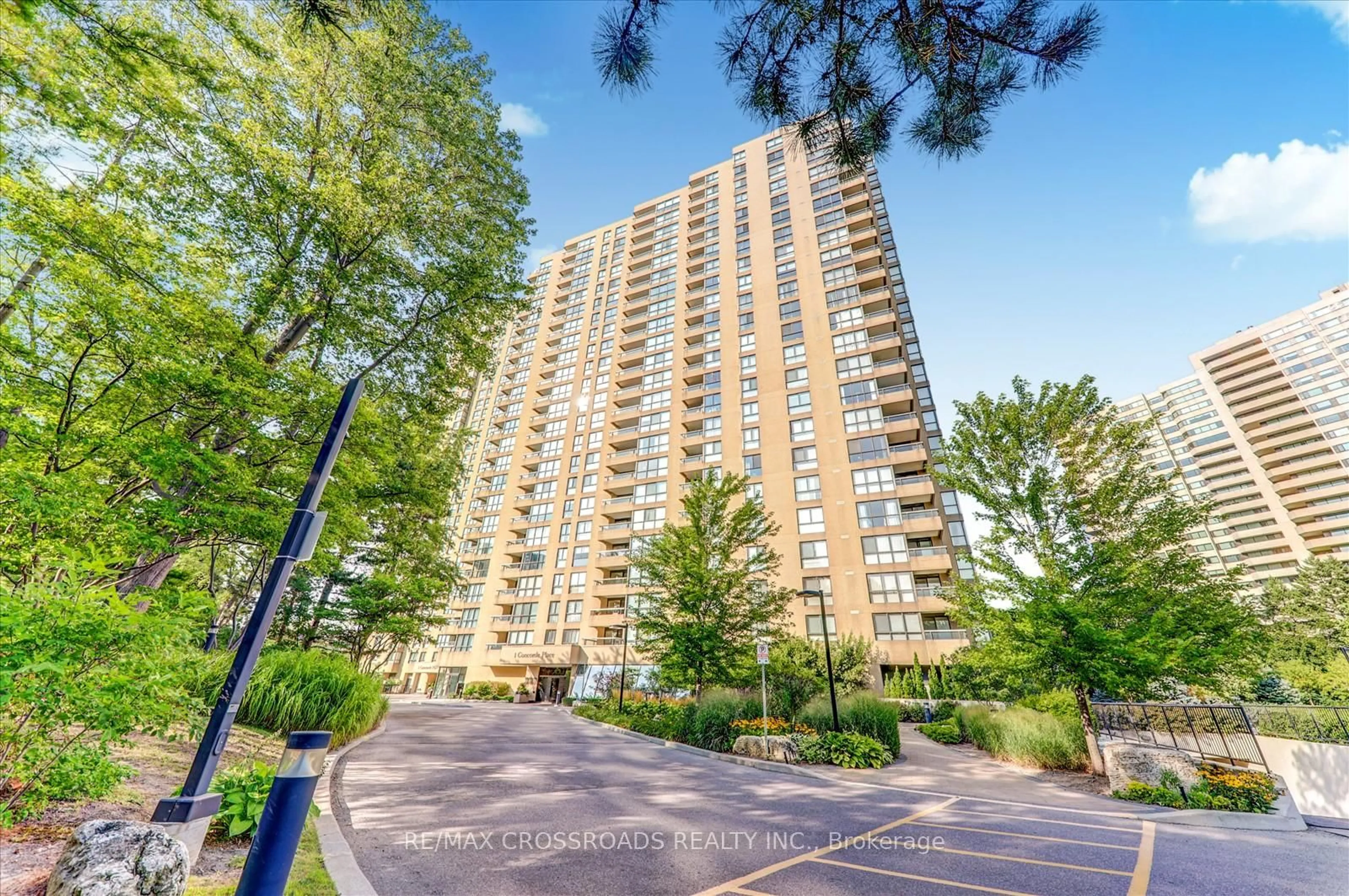 A pic from outside/outdoor area/front of a property/back of a property/a pic from drone, unknown for 1 Concorde Pl #405, Toronto Ontario M3C 3K6