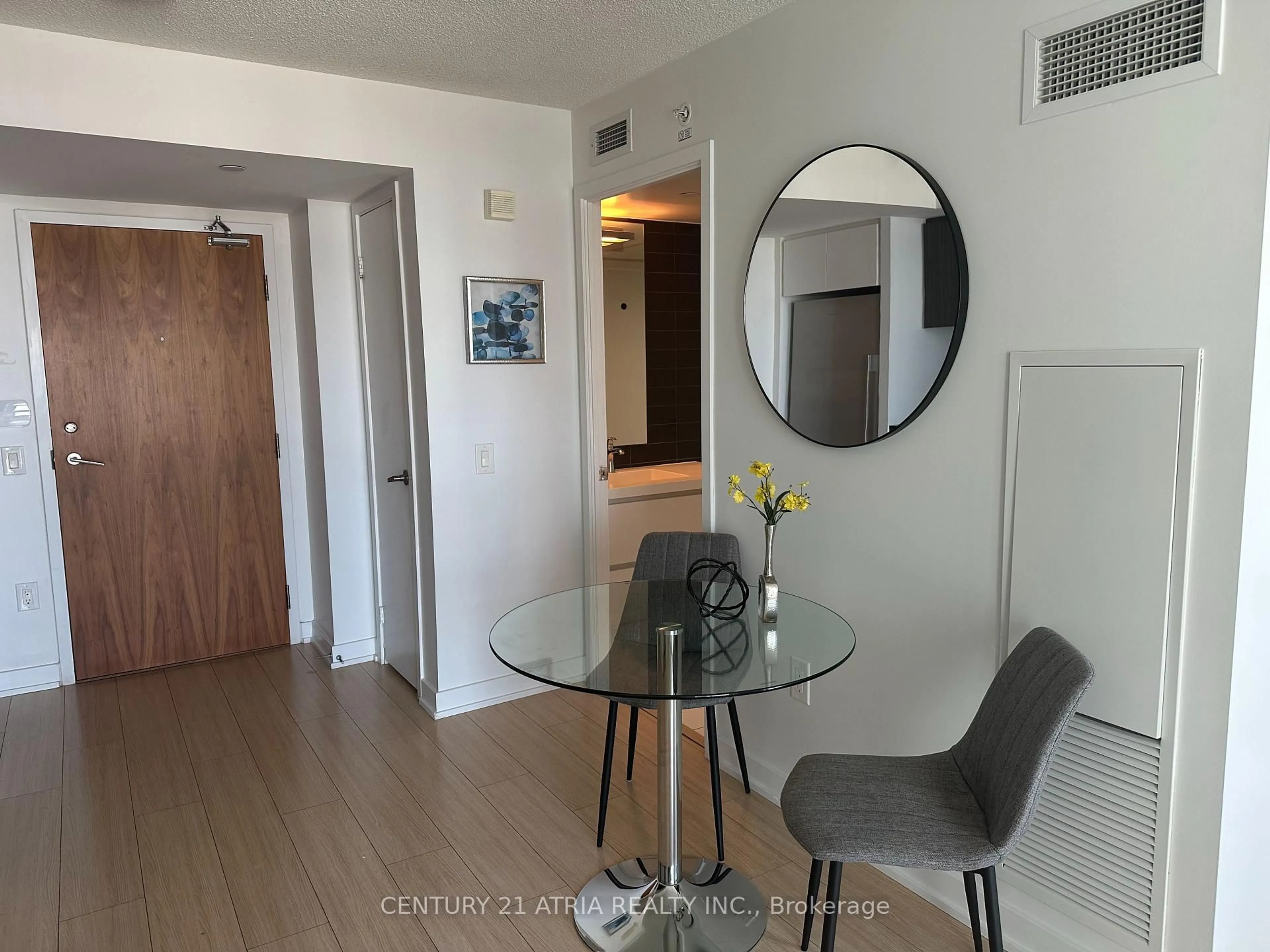 A pic of a room for 85 Queens Wharf Rd #2310, Toronto Ontario M5V 0J9