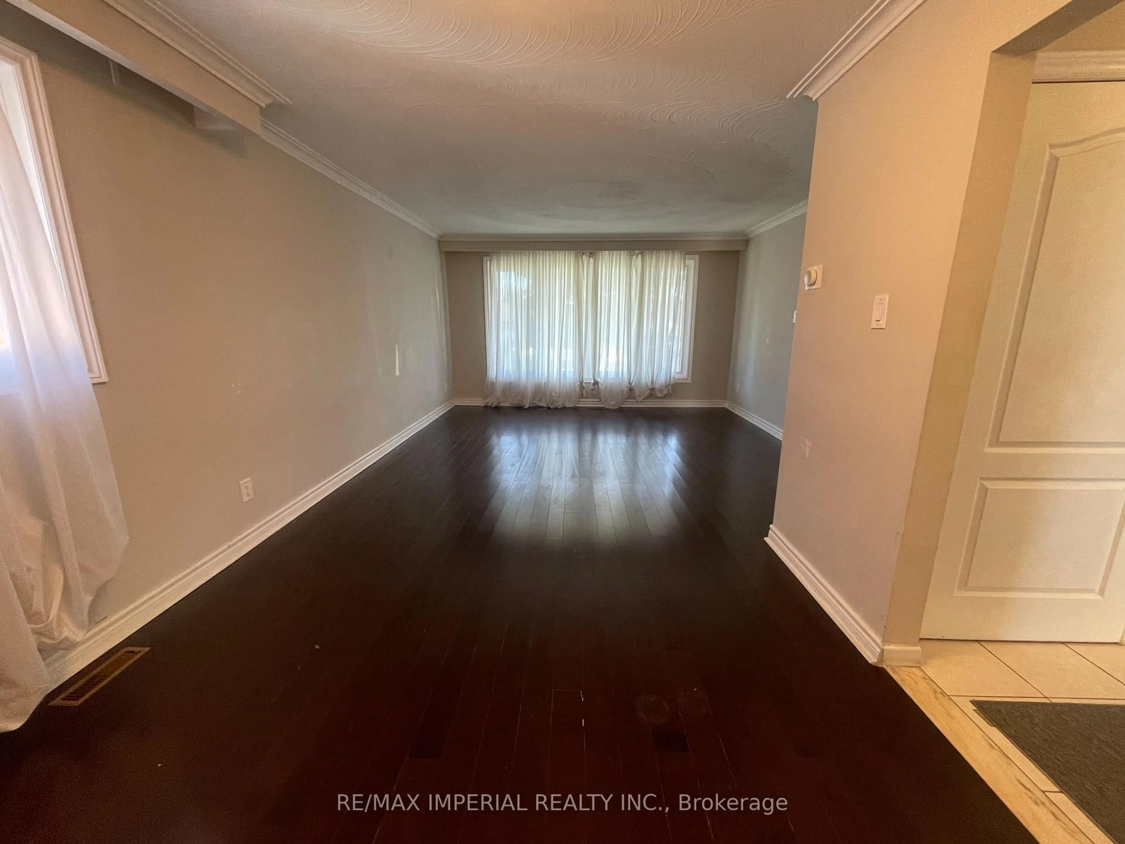 A pic of a room for 28 Bowhill Cres, Toronto Ontario M2J 3S2