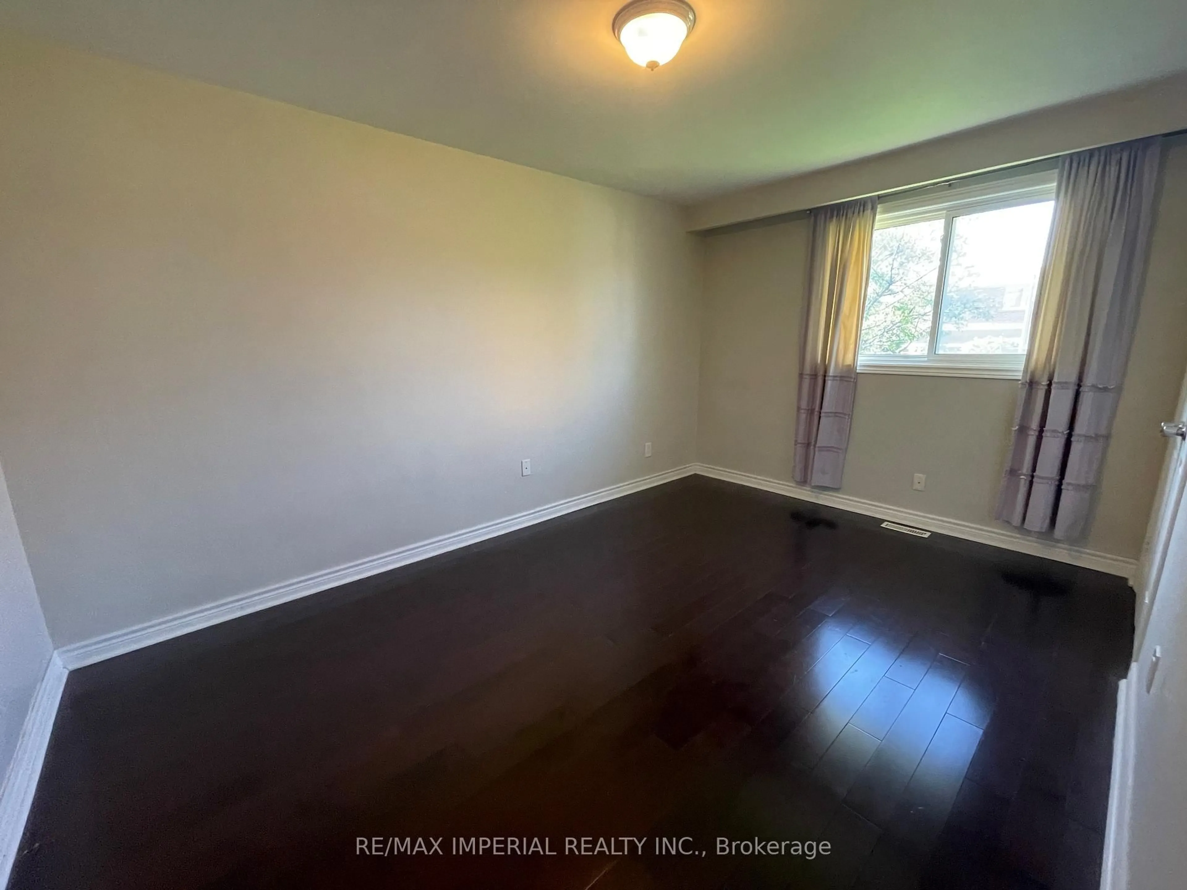 A pic of a room for 28 Bowhill Cres, Toronto Ontario M2J 3S2