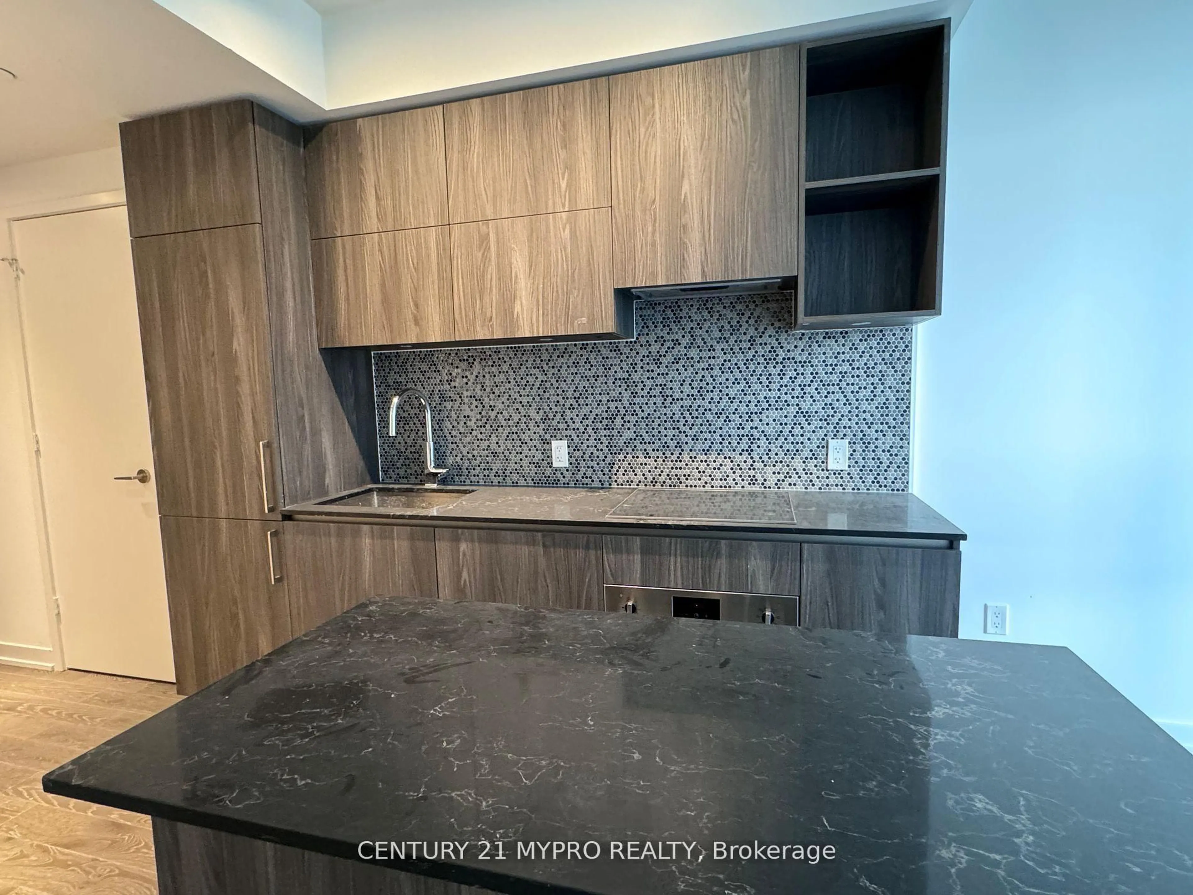 Unknown for 1 Yorkville Ave #3603, Toronto Ontario M4W 0B1