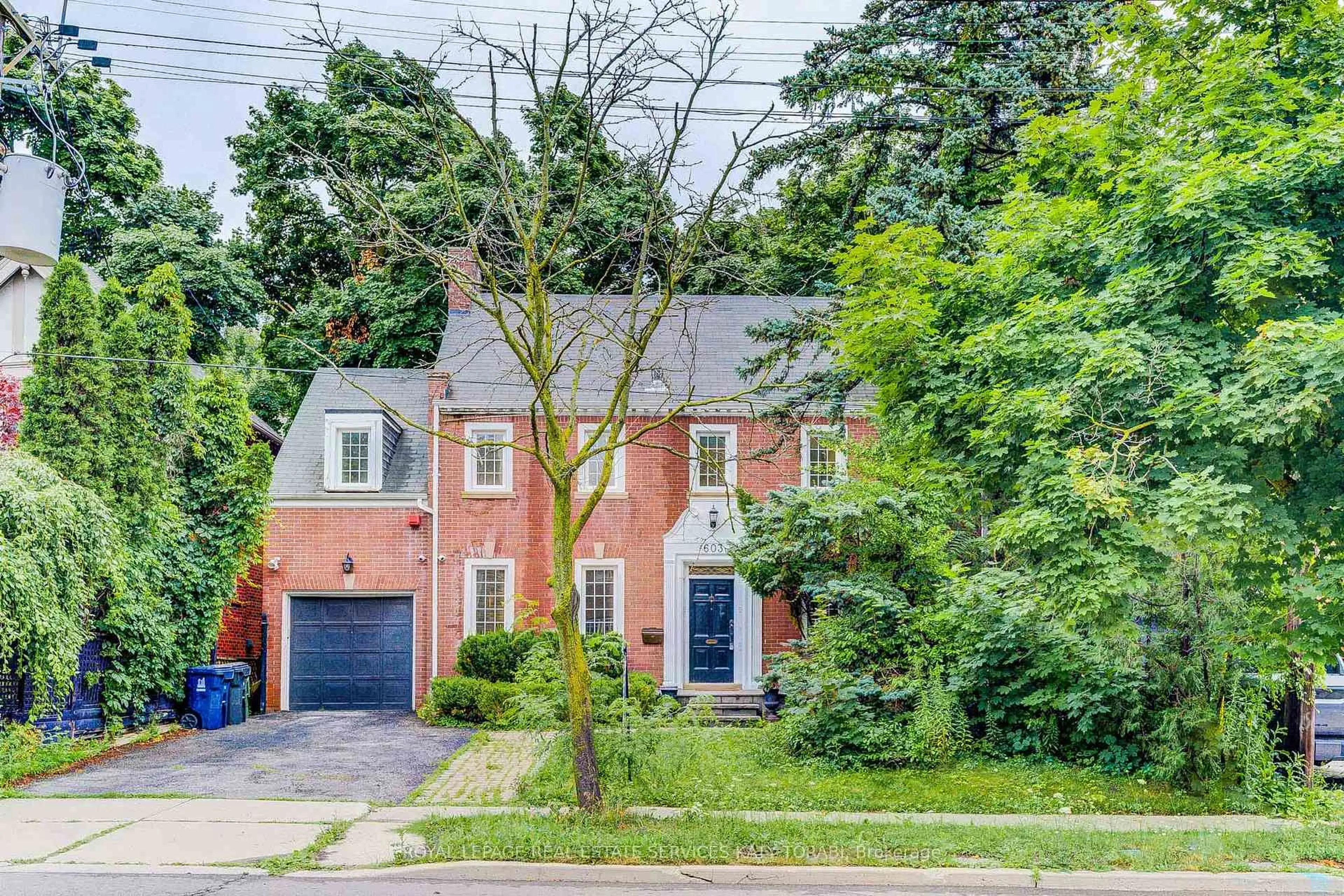 Home with brick exterior material, street for 603 Spadina Rd, Toronto Ontario M5P 2X1