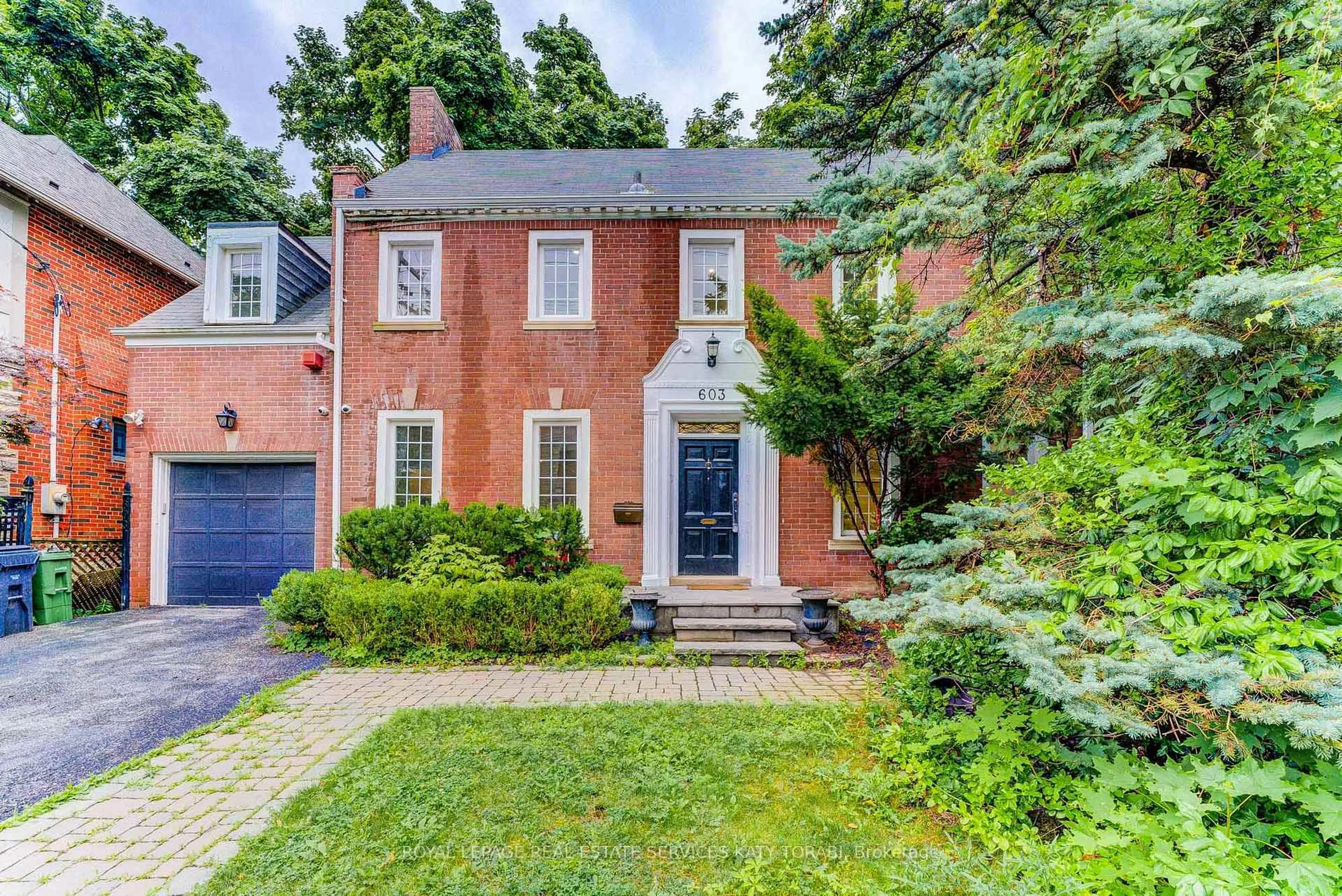 Home with brick exterior material, street for 603 Spadina Rd, Toronto Ontario M5P 2X1