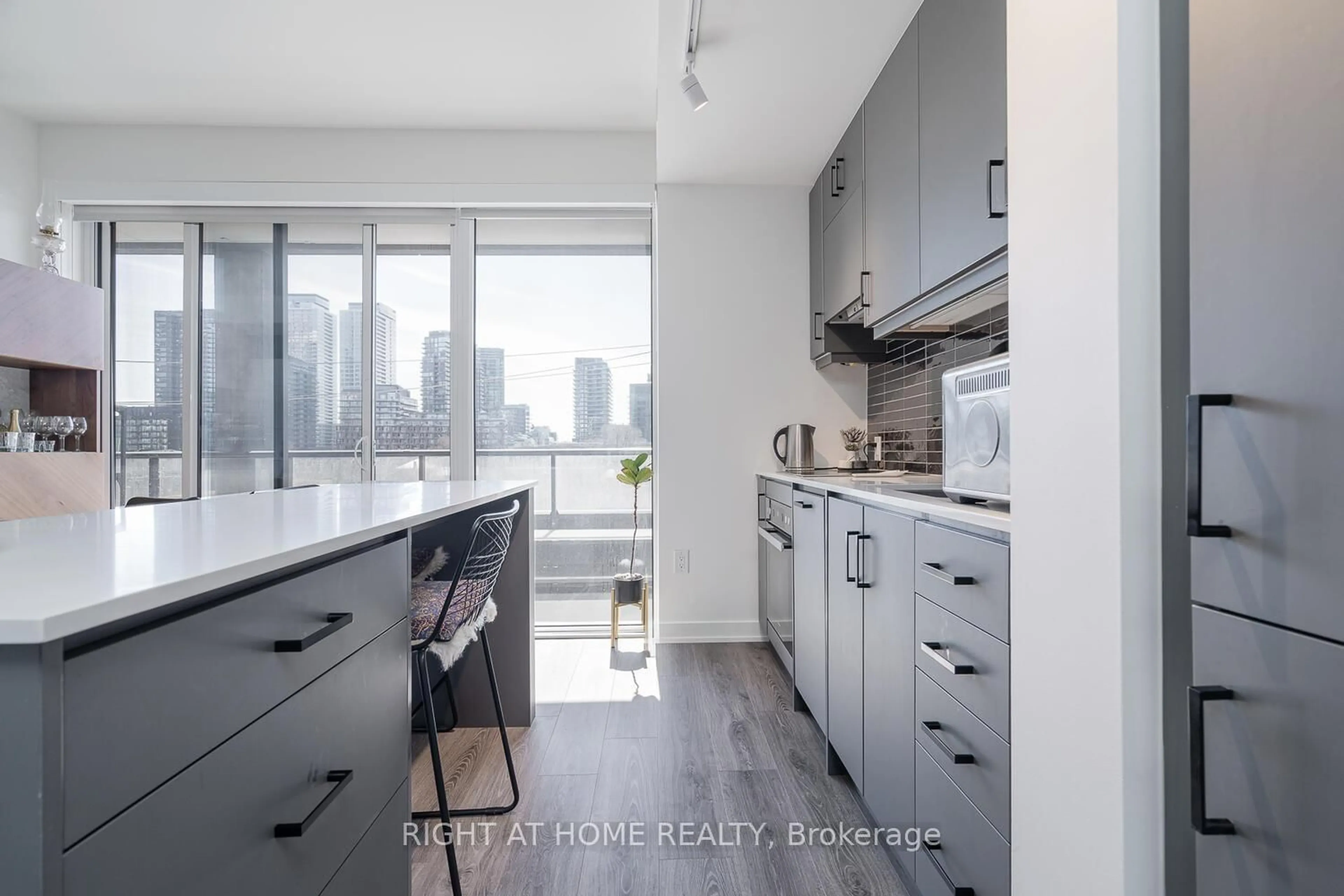 Unknown for 9 Tecumseth St #315, Toronto Ontario M5V 0S5