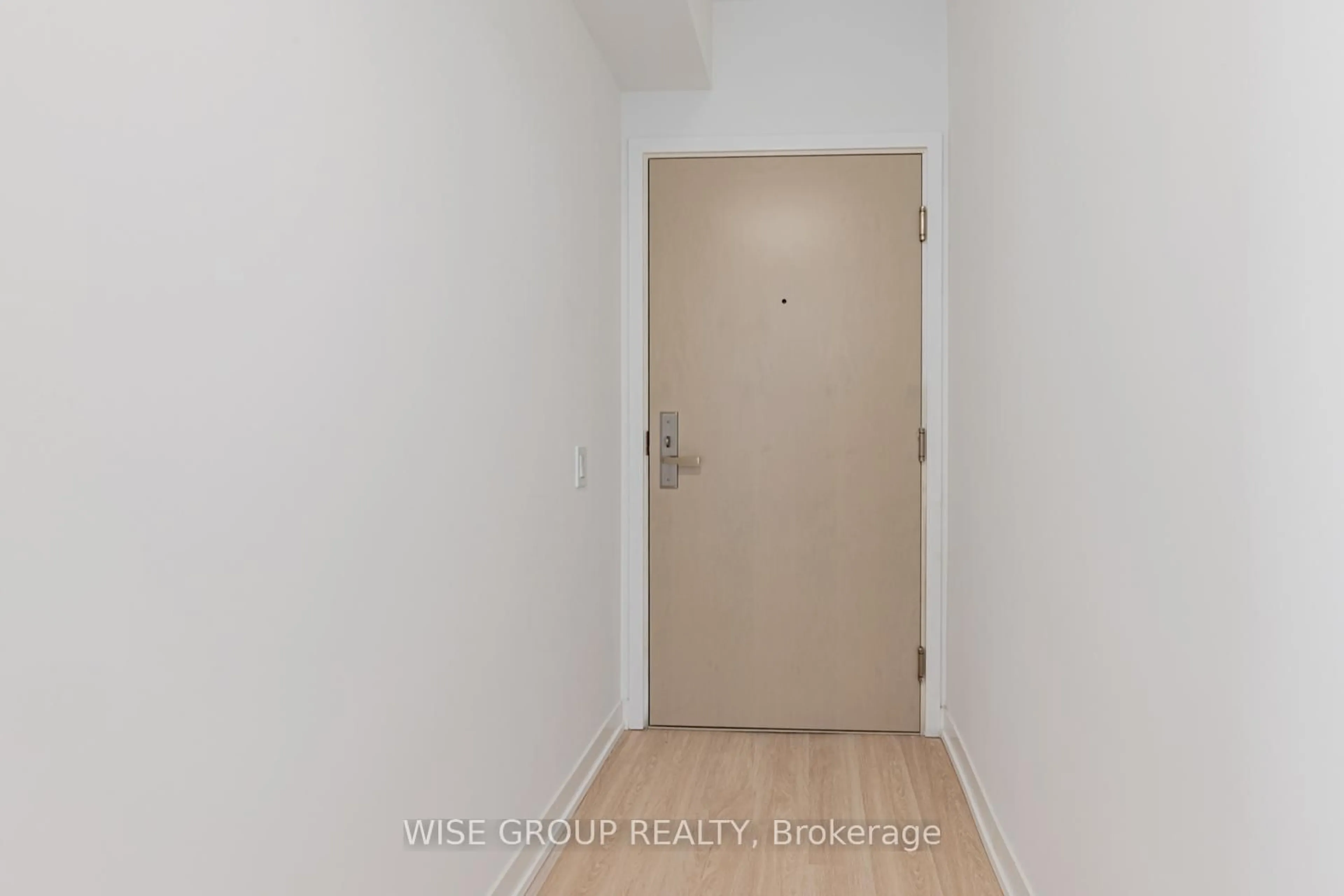 Unknown for 500 Wilson Ave #303, Toronto Ontario M3H 5Y9