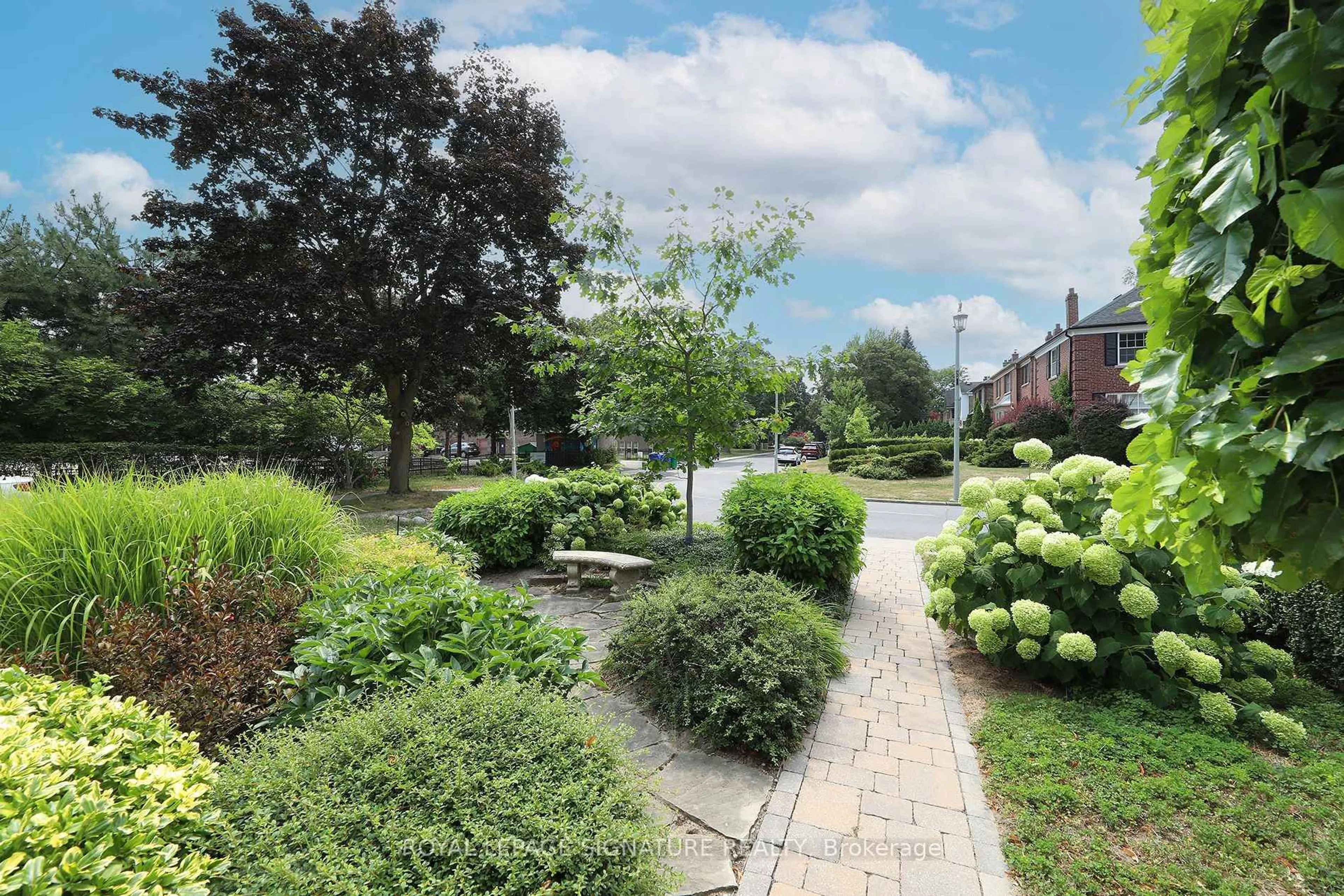 Patio, street for 4 Aldburn Rd, Toronto Ontario M6C 2K3