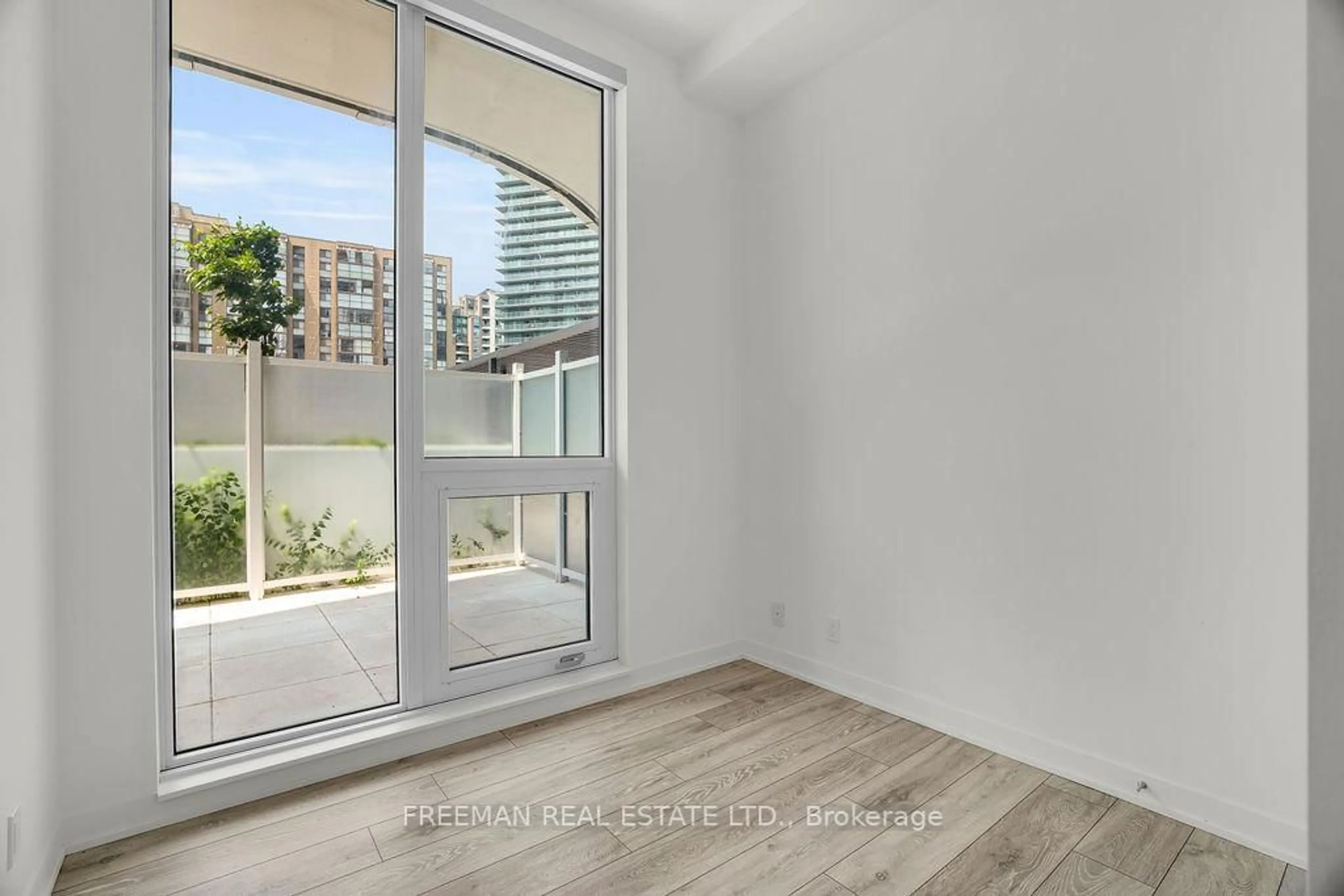A pic of a room for 15 Holmes Ave #402, Toronto Ontario M2N 0L4
