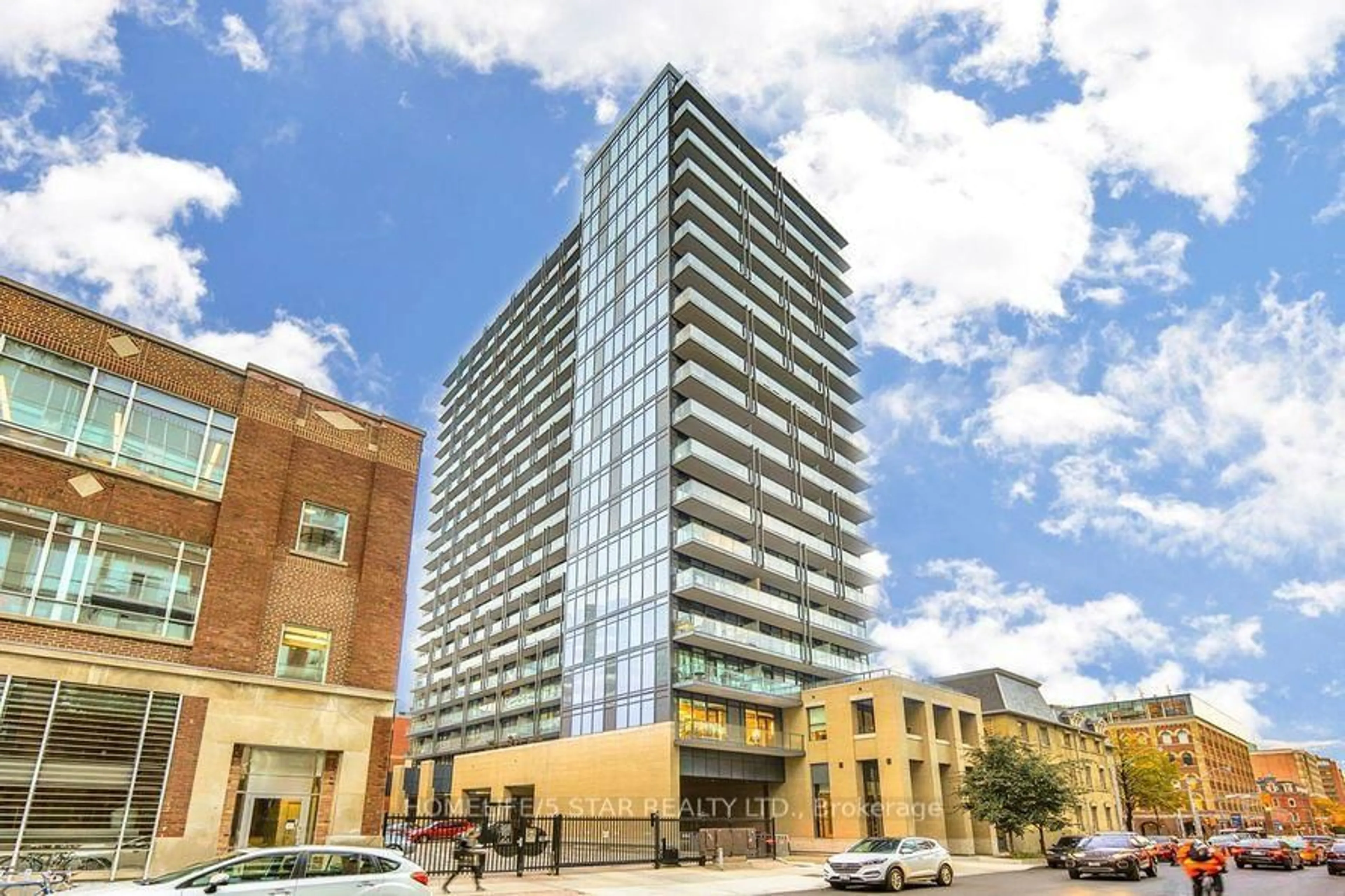Unknown for 105 George St #302, Toronto Ontario M5A 0L4