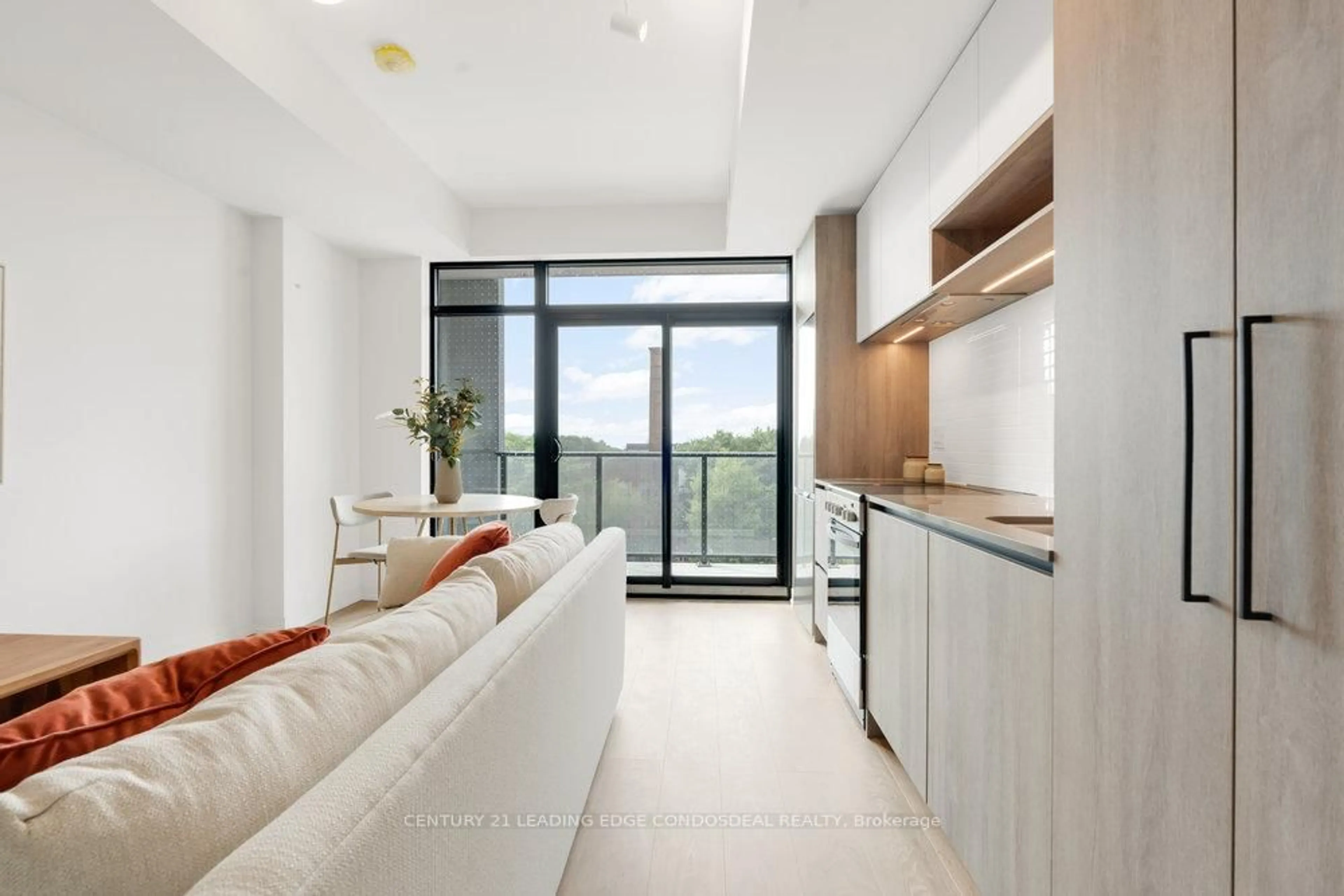Unknown for 181 Sterling Rd #404, Toronto Ontario M6R 2B2