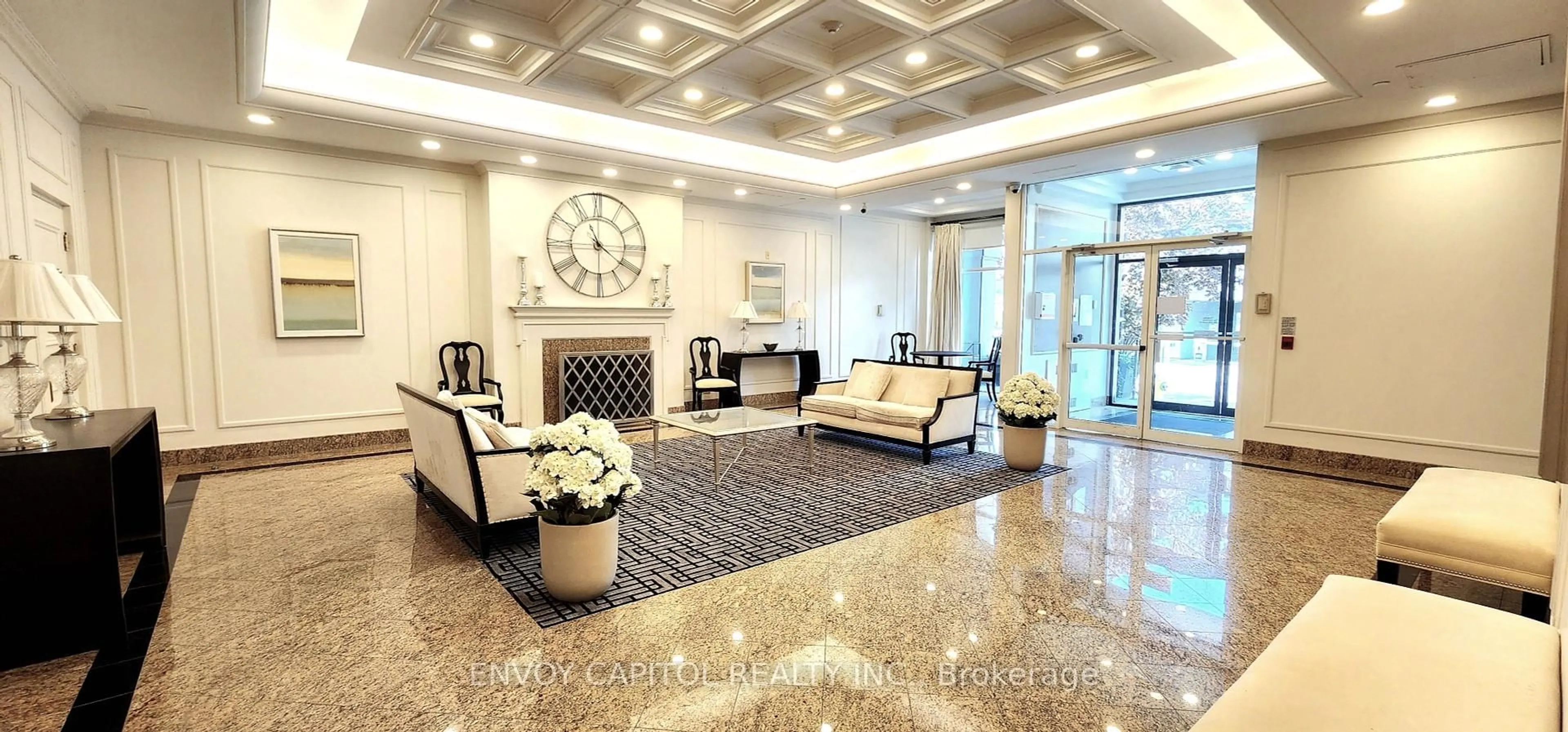 Lobby for 1 Hycrest Ave #602, Toronto Ontario M2N 6V8