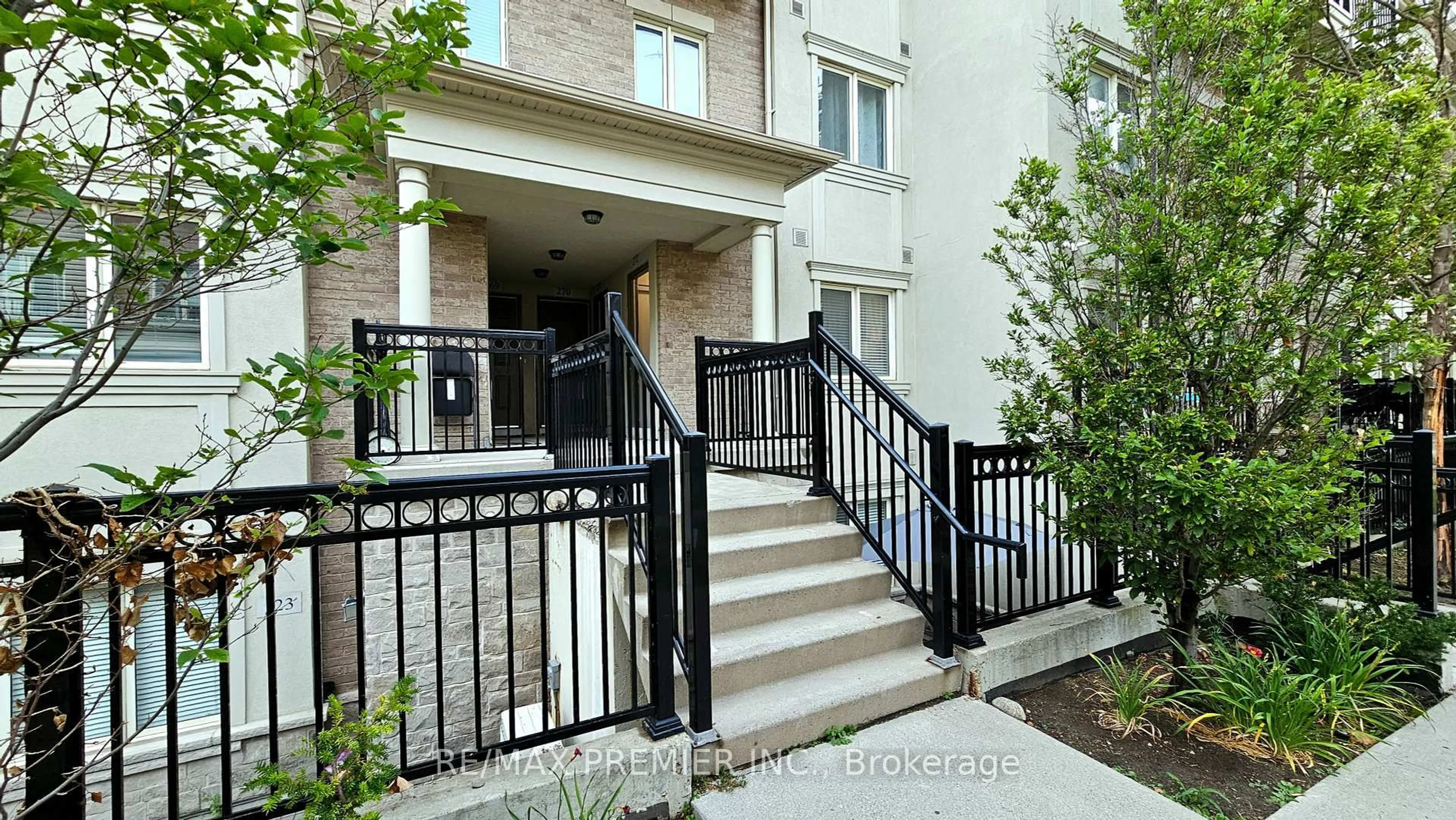 Unknown for 19 Coneflower Cres #272, Toronto Ontario M2R 0A4