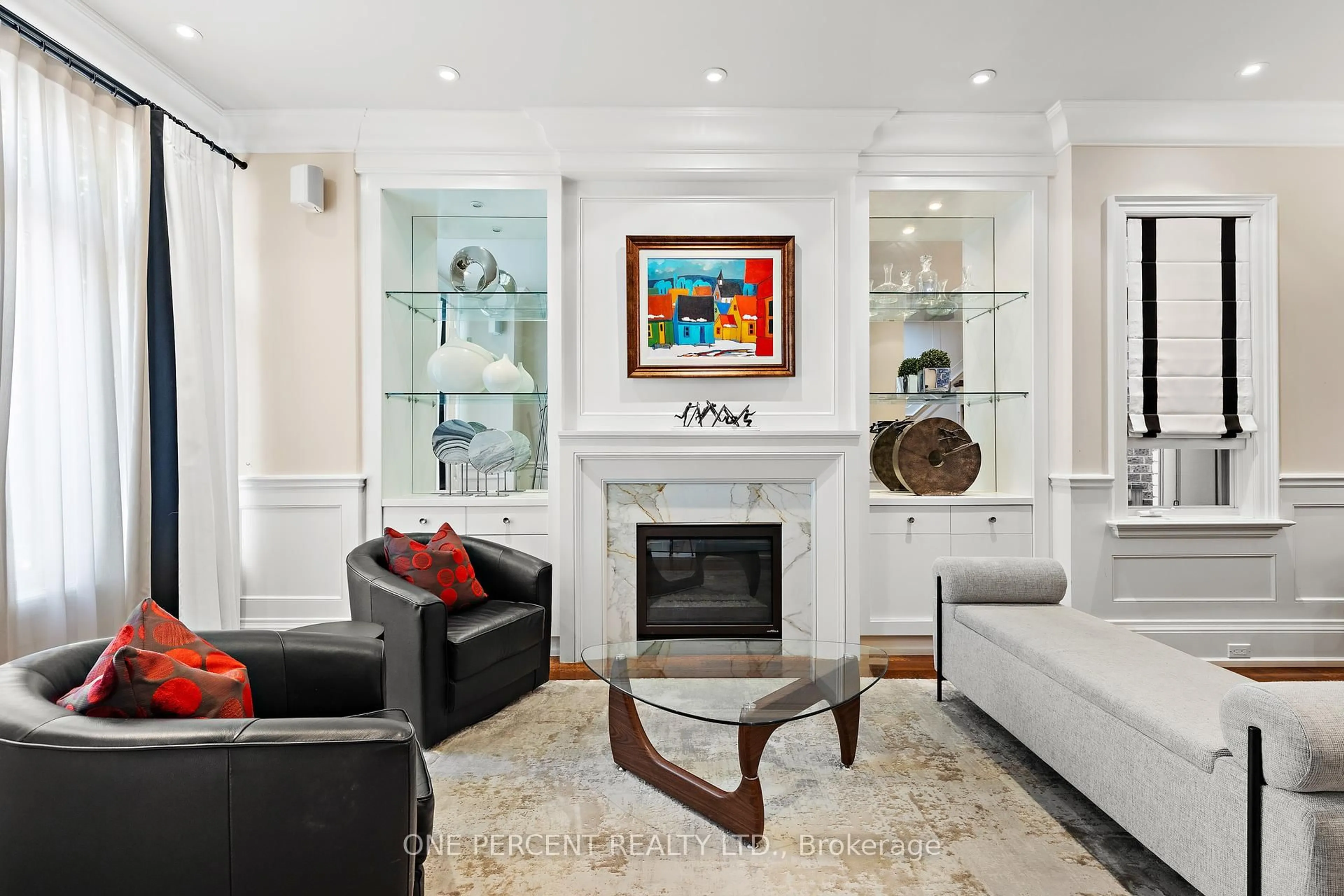 Living room with furniture, ceramic/tile floor for 149 Ronan Ave, Toronto Ontario M4N 2Y2