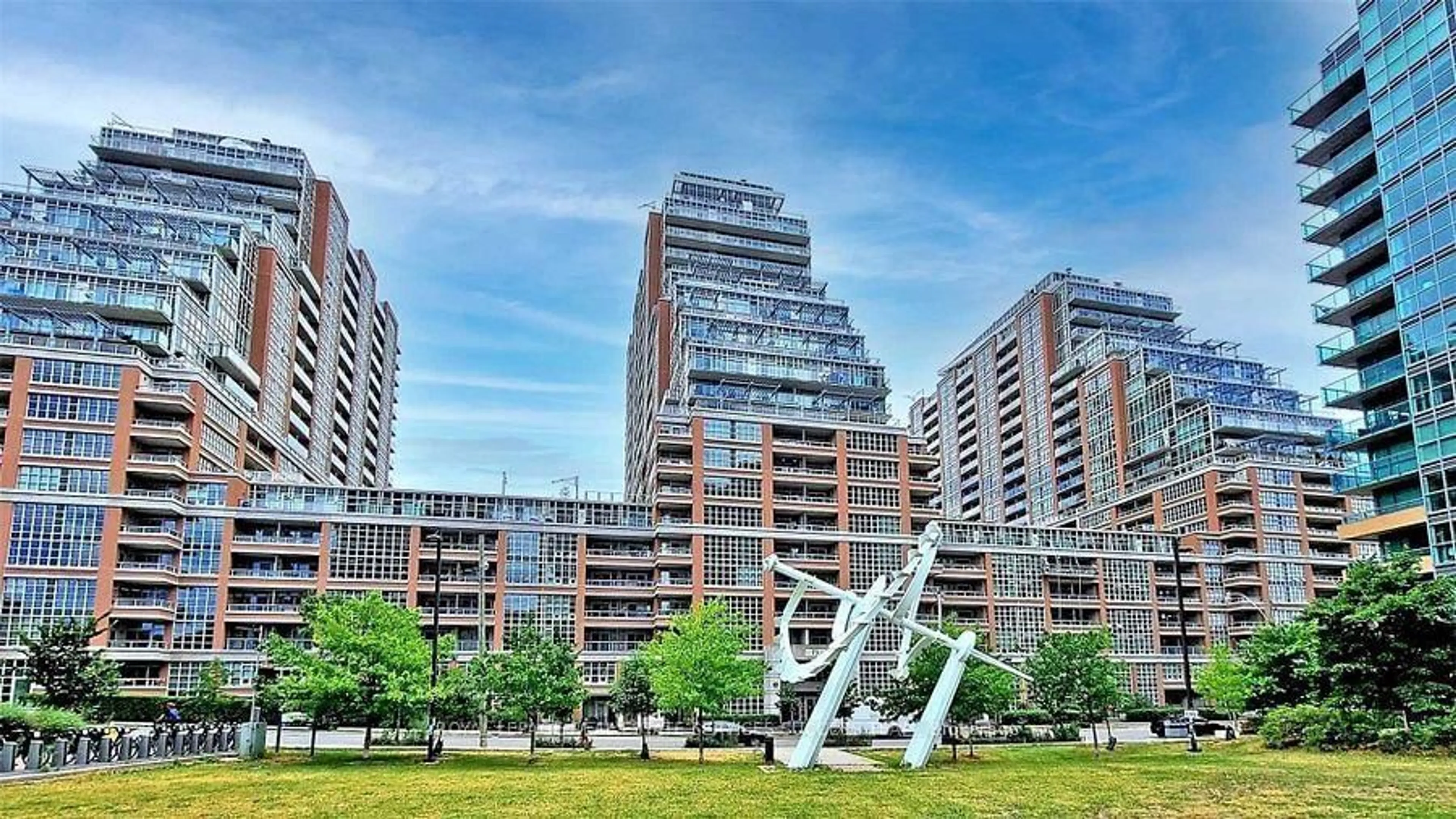 Unknown for 65 East Liberty St #718, Toronto Ontario M6K 3R2