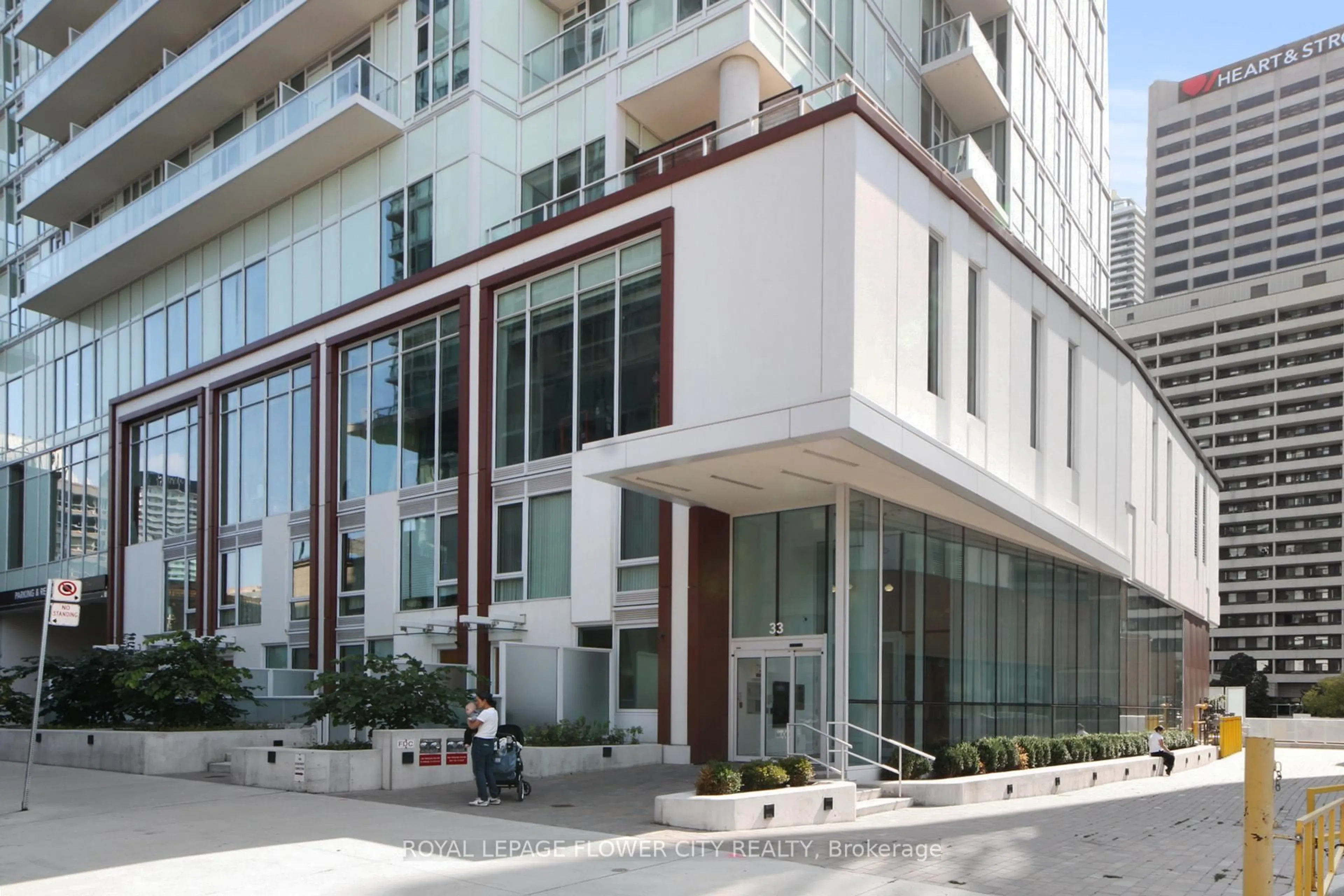 Unknown for 33 Helendale Ave #1101, Toronto Ontario M4R 1C5