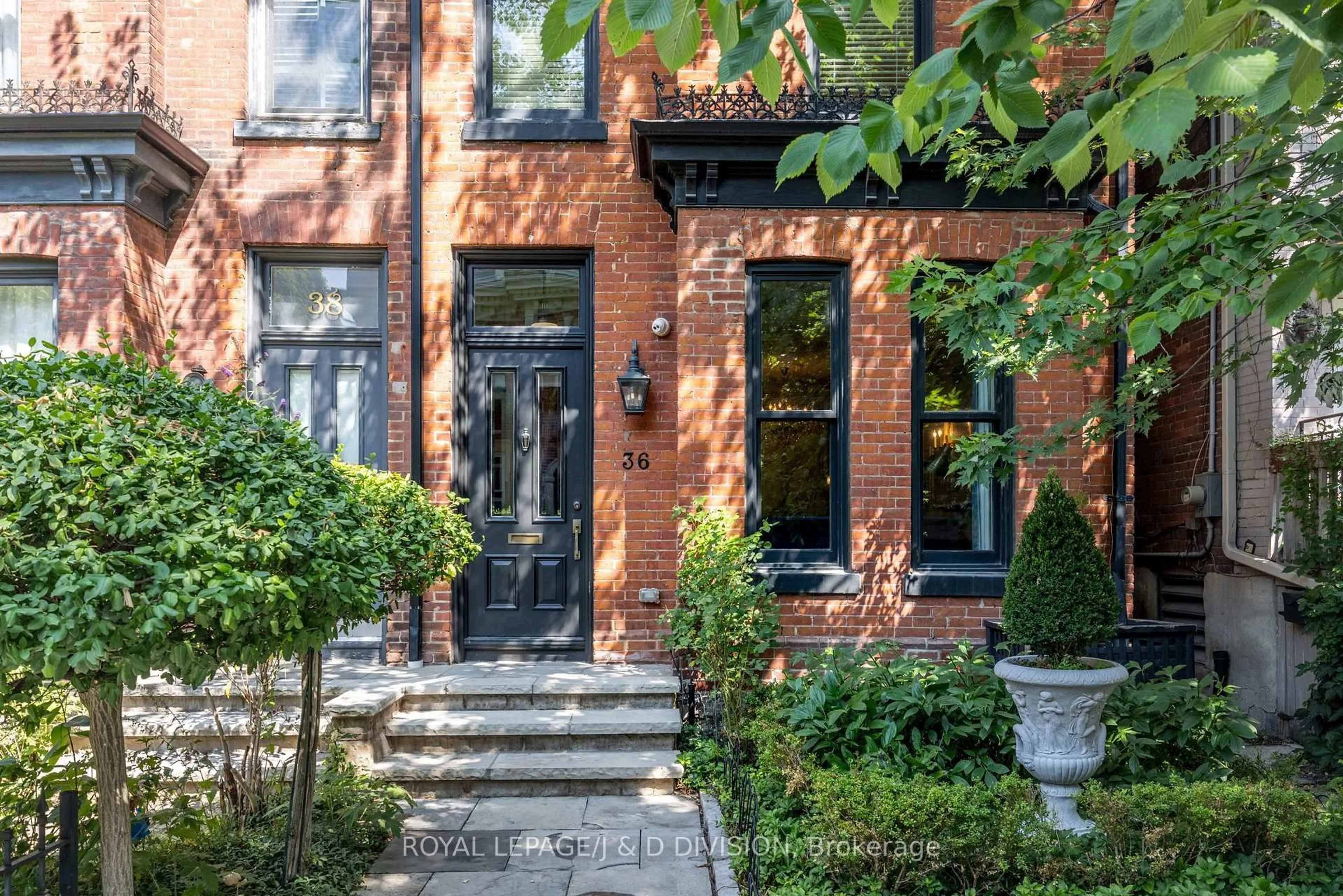 Home with brick exterior material, street for 36 Boswell Ave, Toronto Ontario M5R 1M4