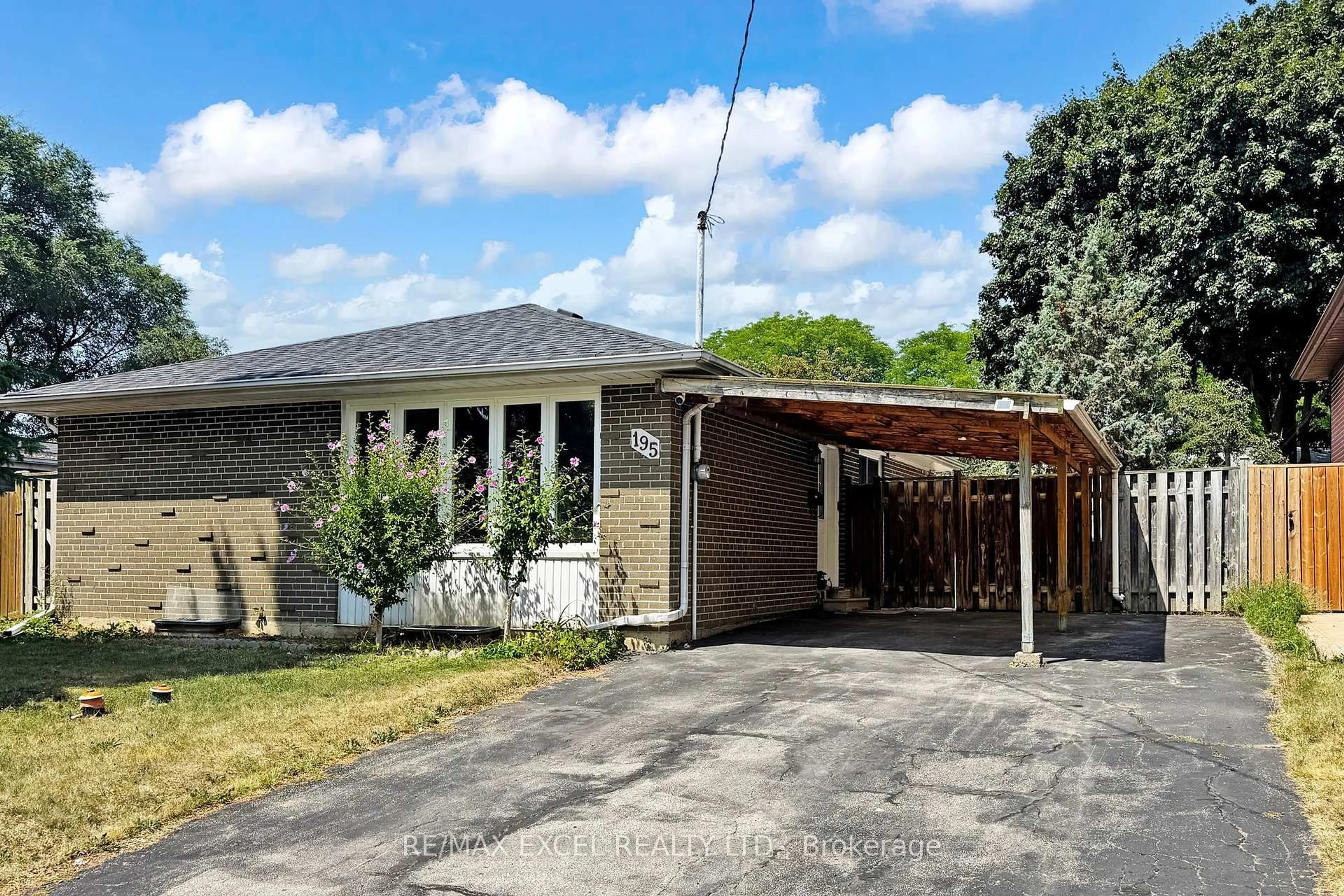 Unknown for 195 Roywood Dr, Toronto Ontario M3A 2E5