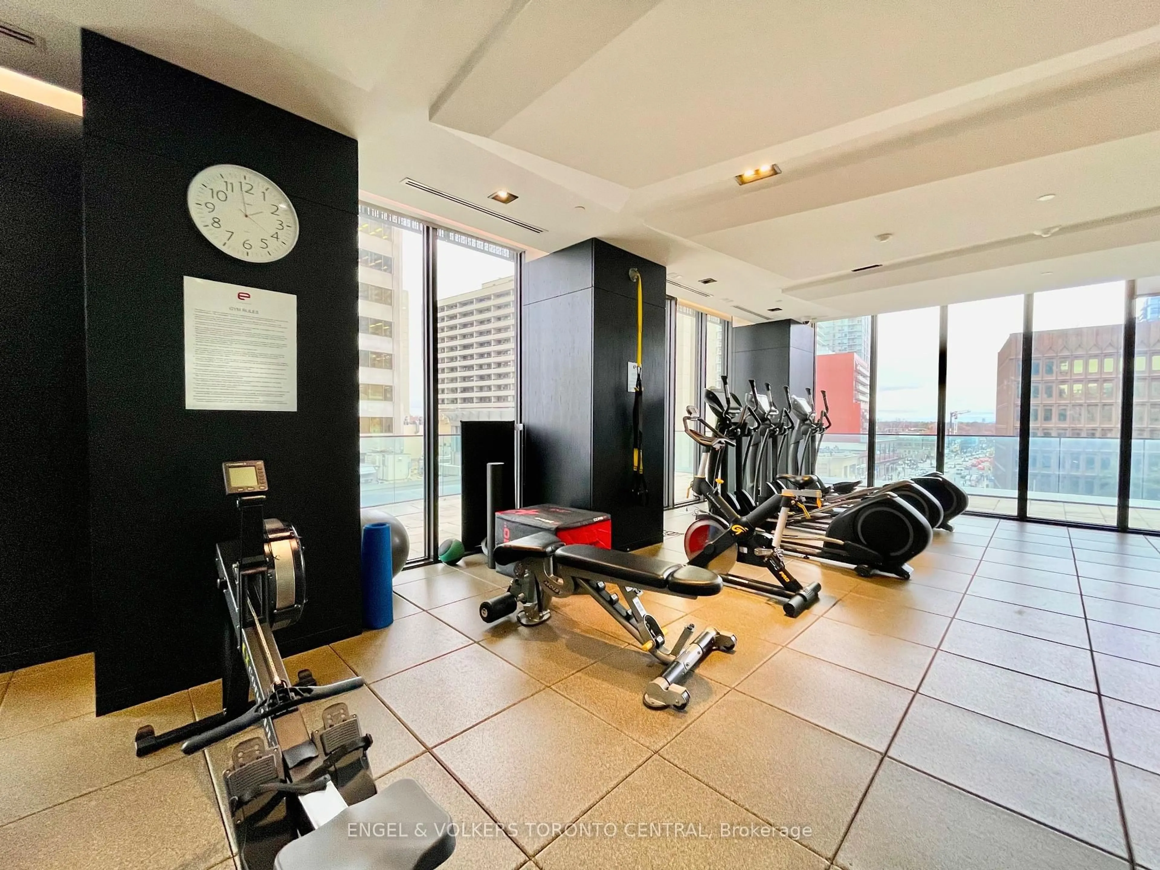 Gym or fitness room for 8 Eglinton Ave #3002, Toronto Ontario M4P 1A6
