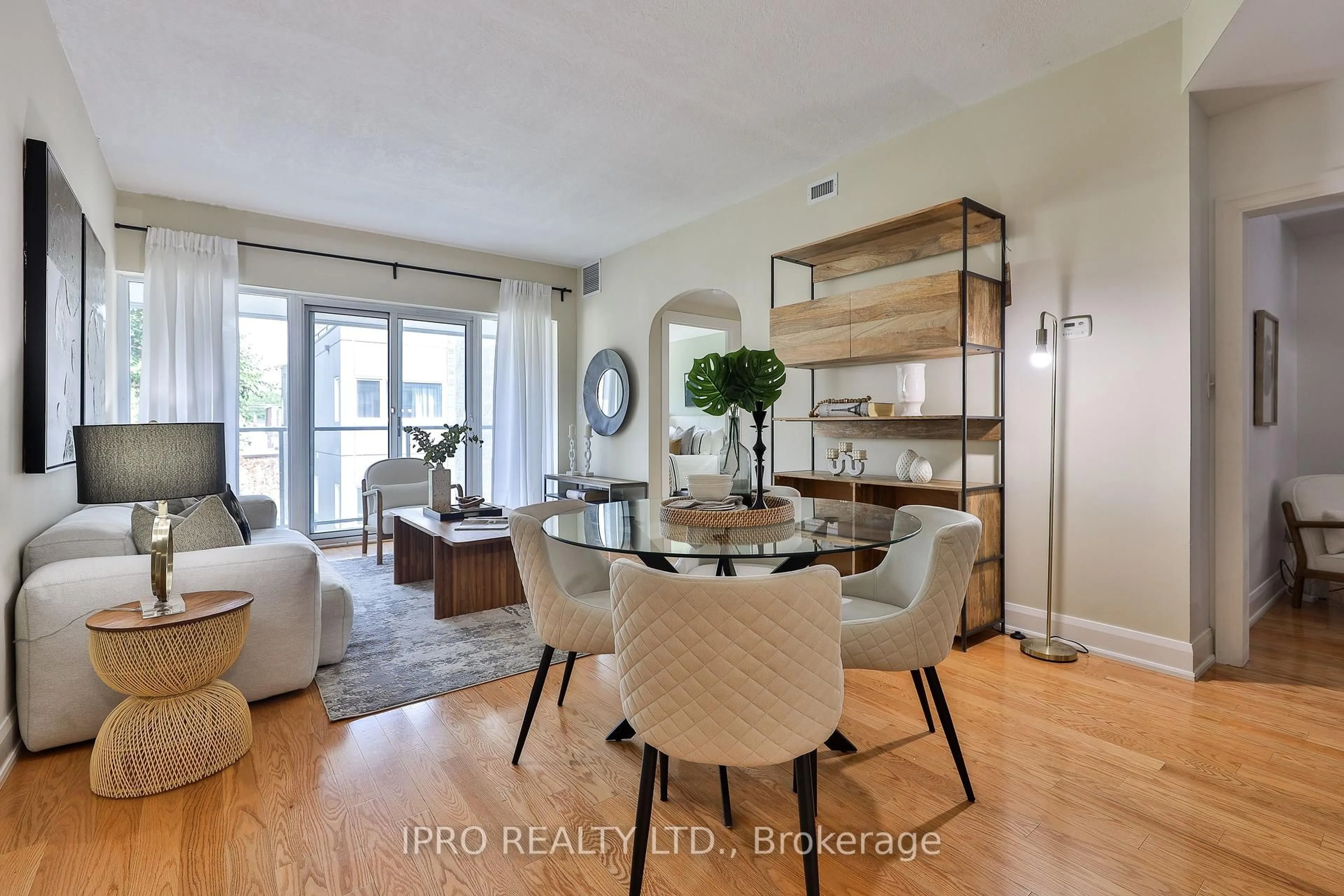 Unknown for 1636 Dundas St #5, Toronto Ontario M6K 1V1