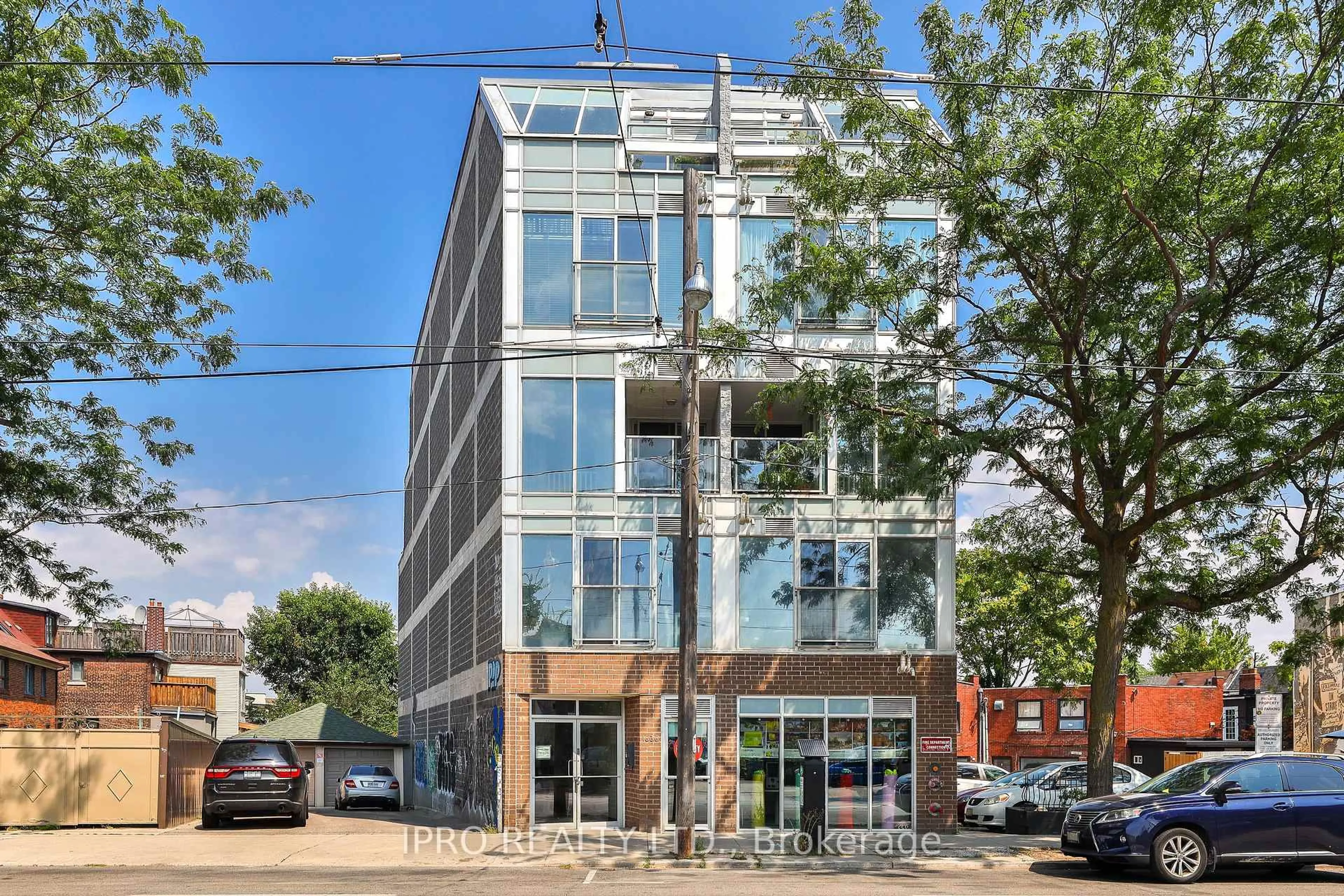 Unknown for 1636 Dundas St #5, Toronto Ontario M6K 1V1