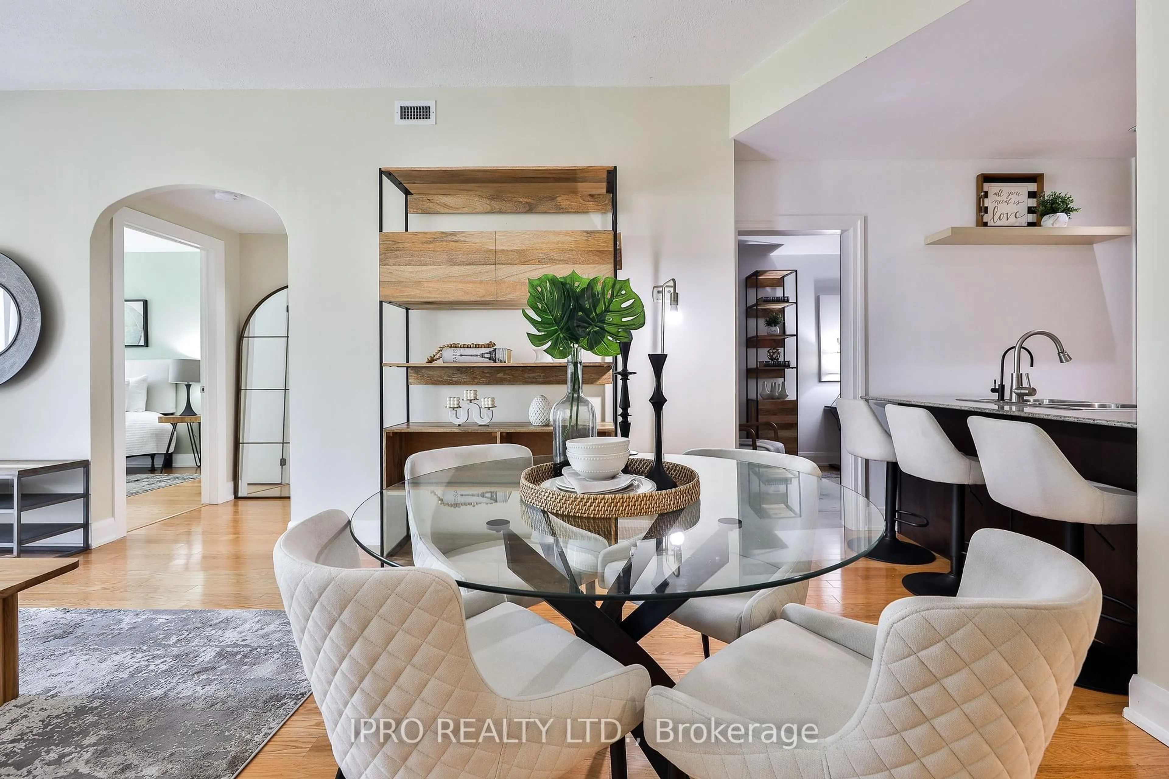 Unknown for 1636 Dundas St #5, Toronto Ontario M6K 1V1