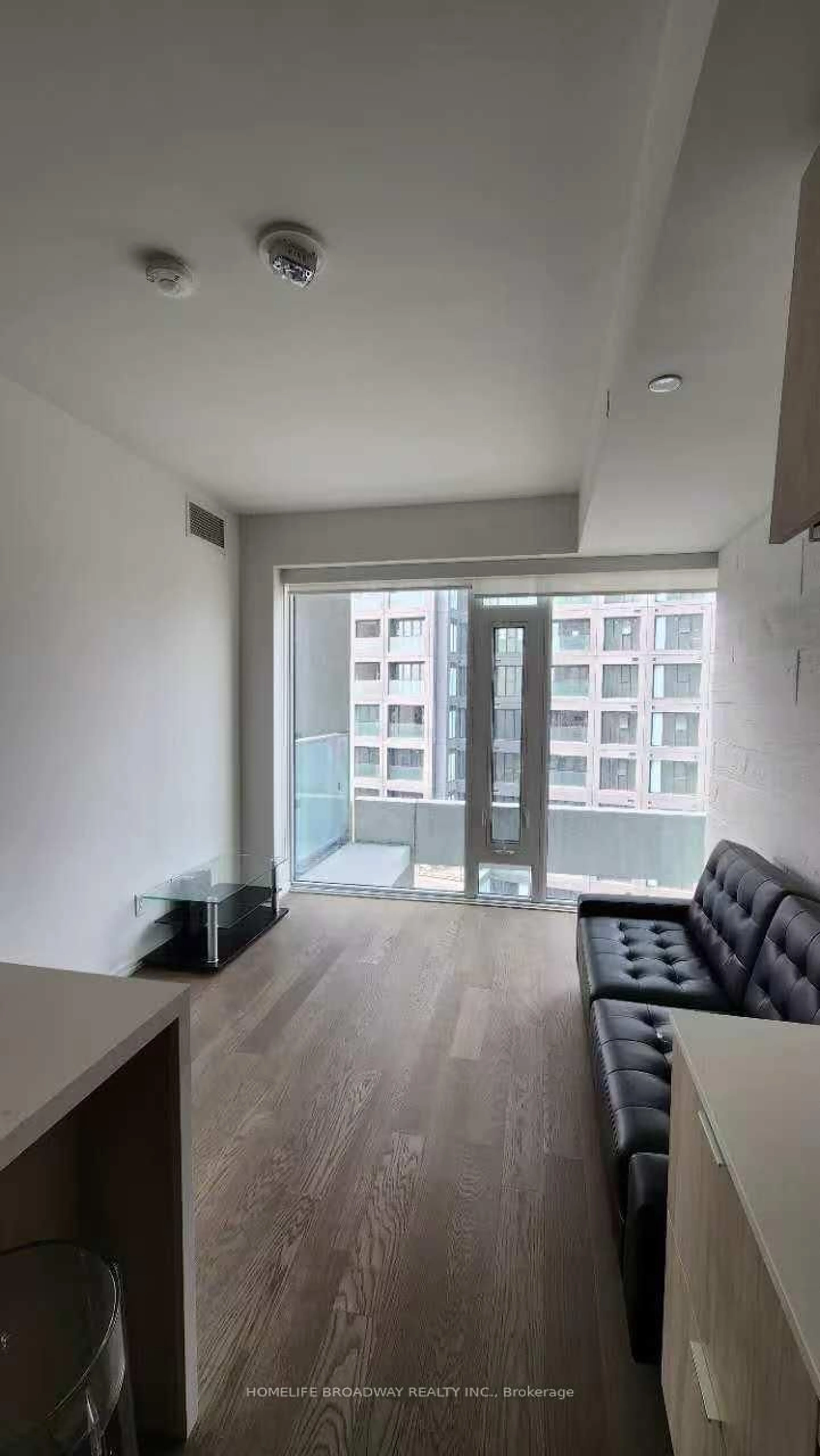 A pic of a room for 5 Soudan Ave #2210, Toronto Ontario M4S 0B1