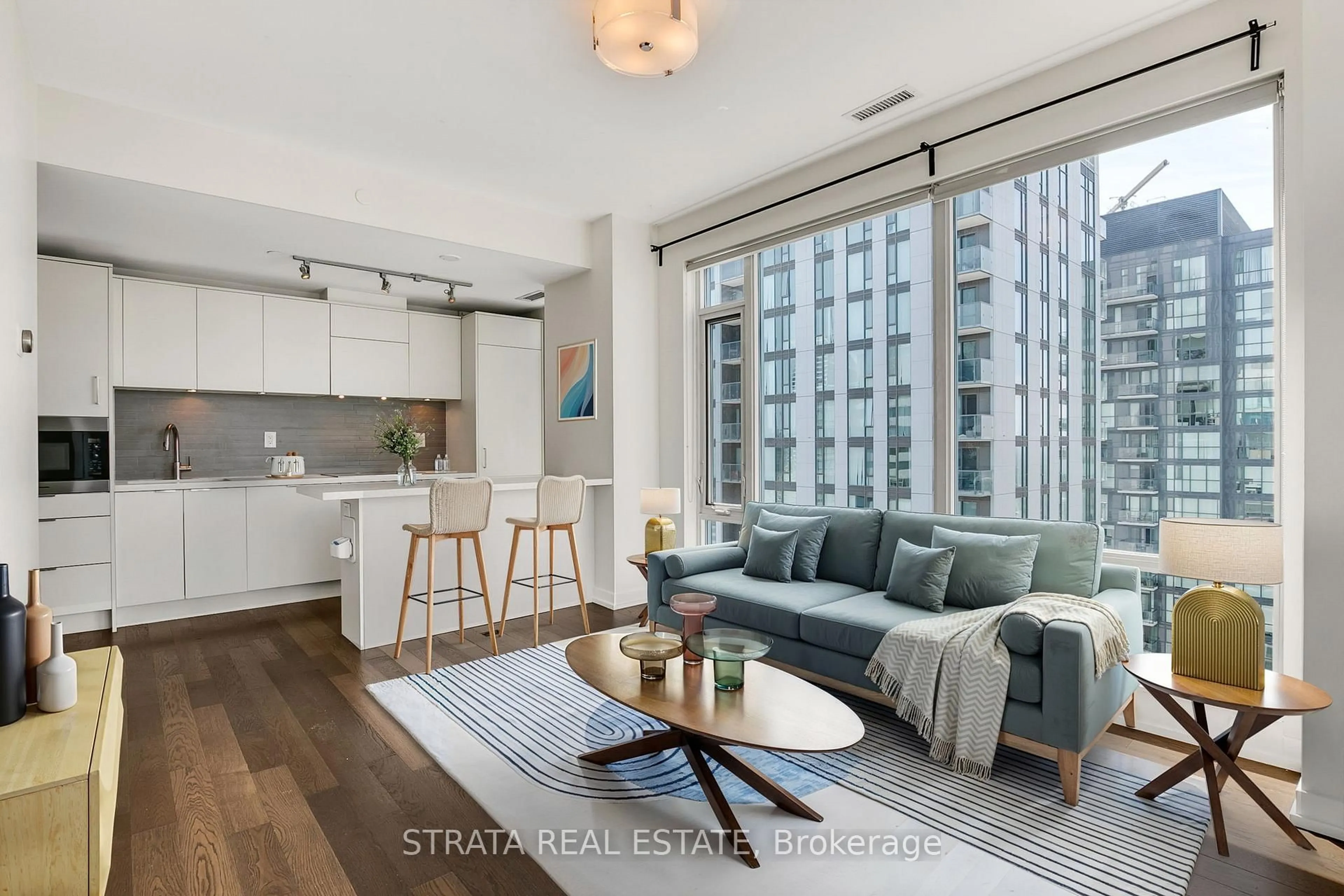 Living room with furniture, unknown for 21 Widmer Ave #4202, Toronto Ontario M5V 2E8