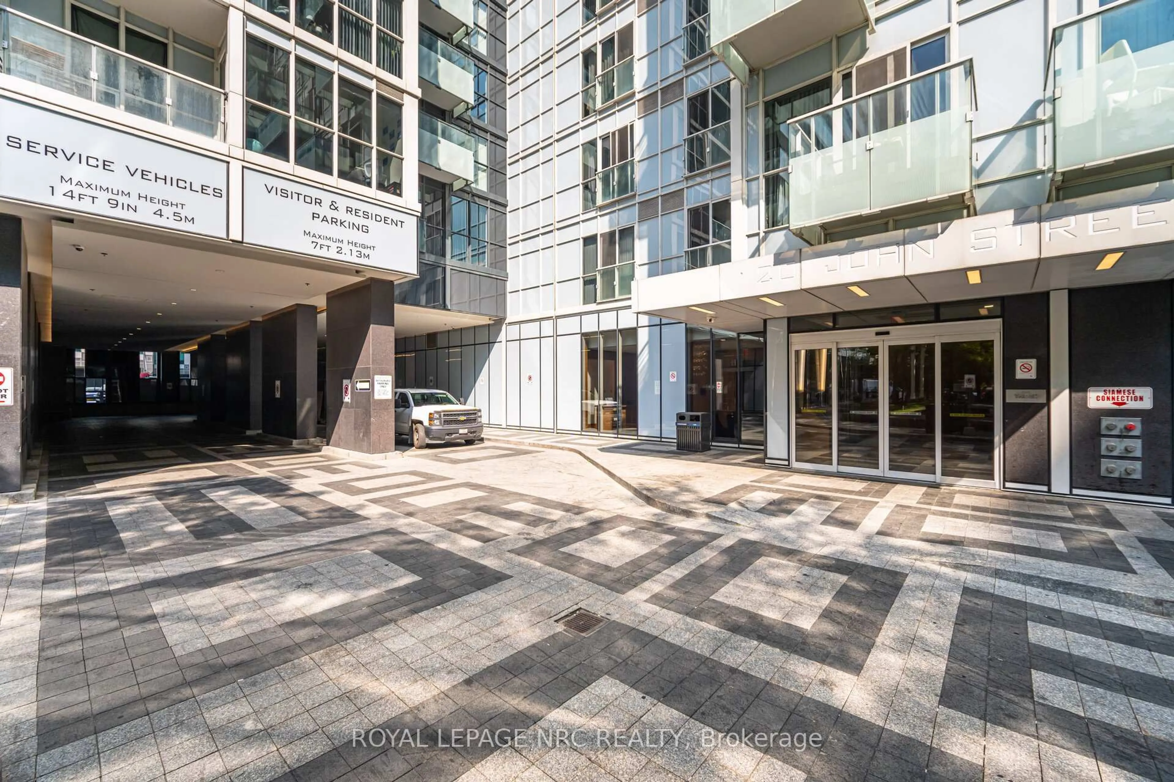 Indoor foyer for 20 John St #920, Toronto Ontario M5V 0G5