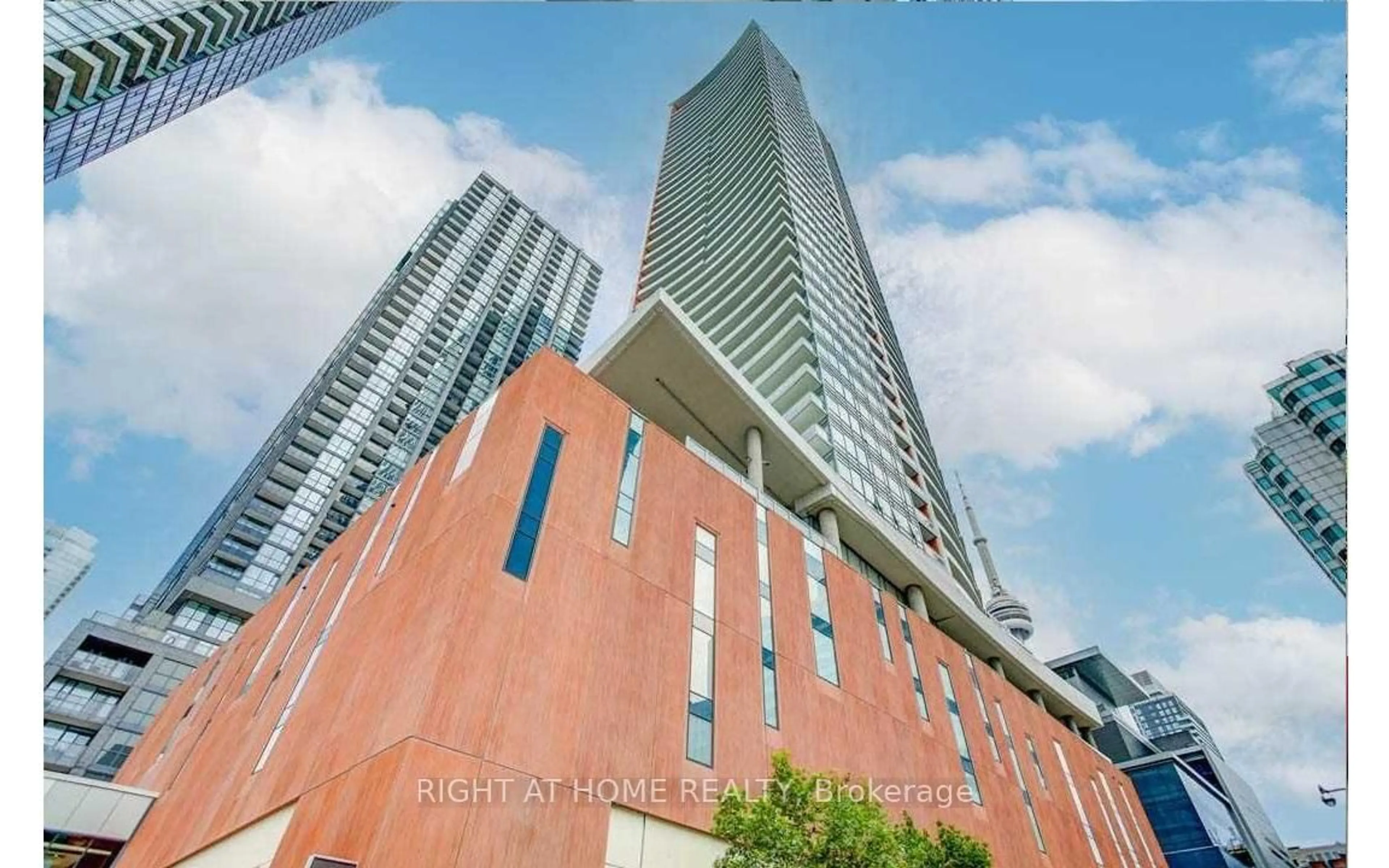 Indoor foyer for 21 Widmer St #2504, Toronto Ontario M5V 0B8