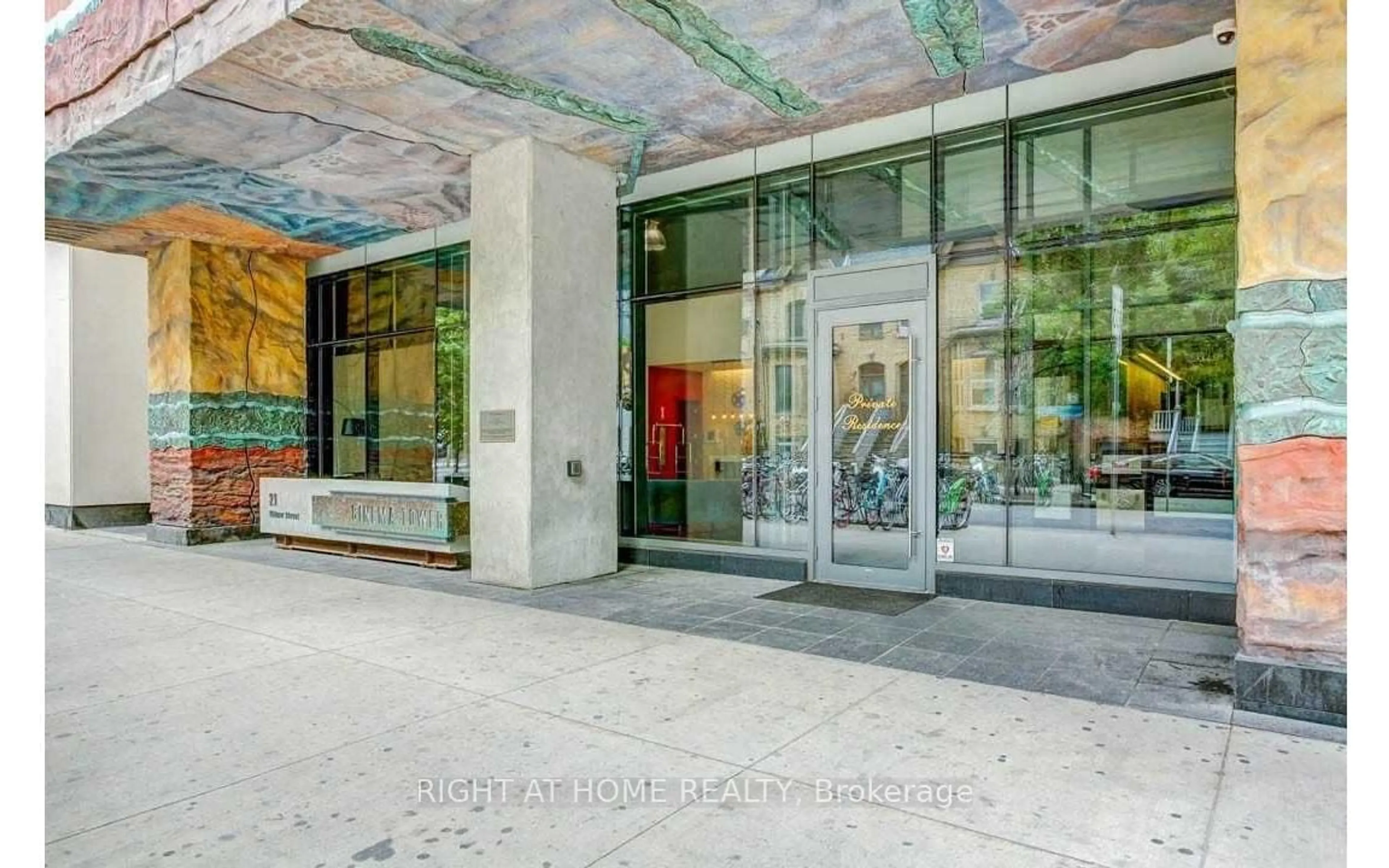 Indoor foyer for 21 Widmer St #2504, Toronto Ontario M5V 0B8