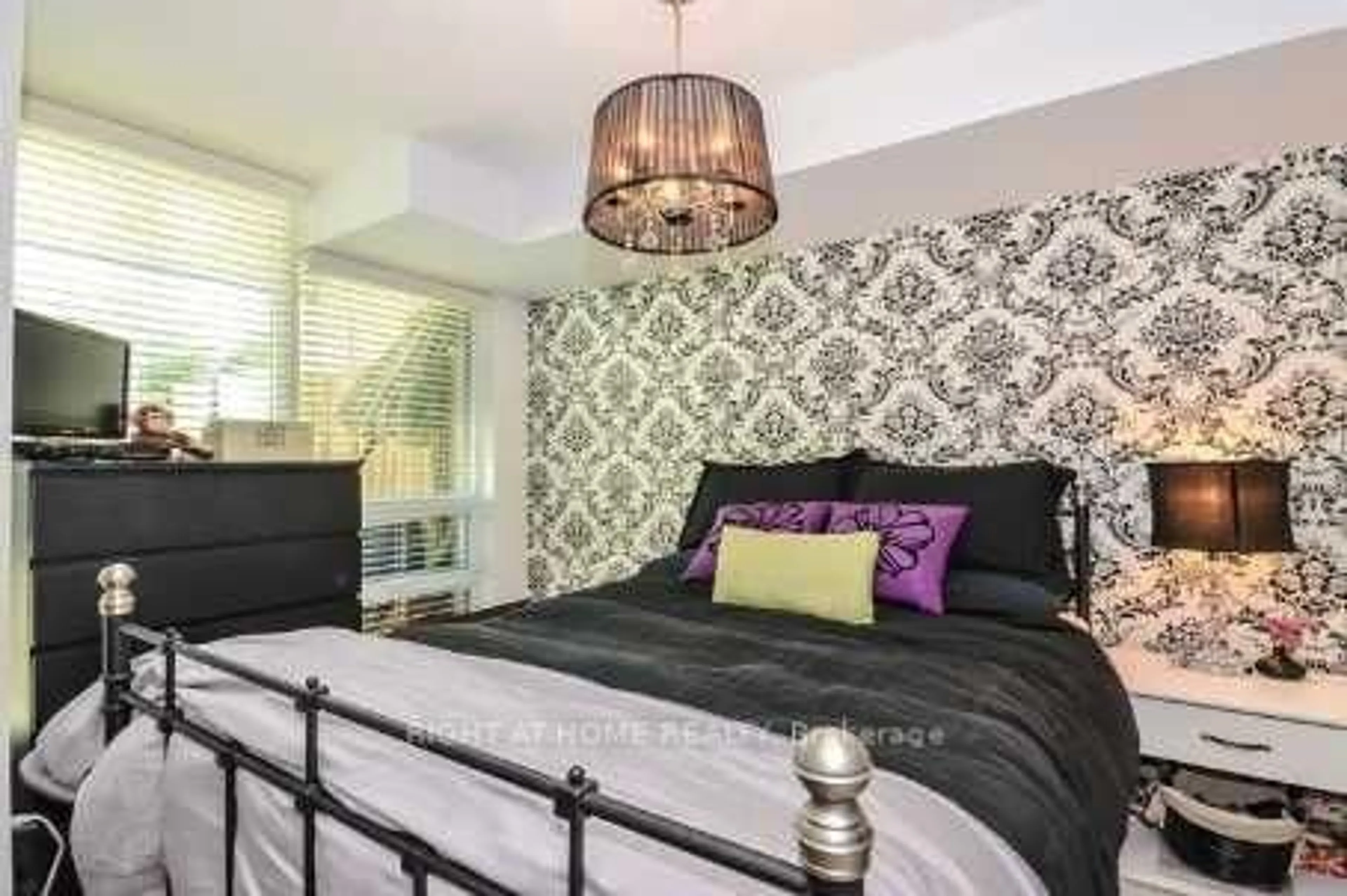 Bedroom with bed, unknown for 12 Yonge St #503, Toronto Ontario M5E 1R4