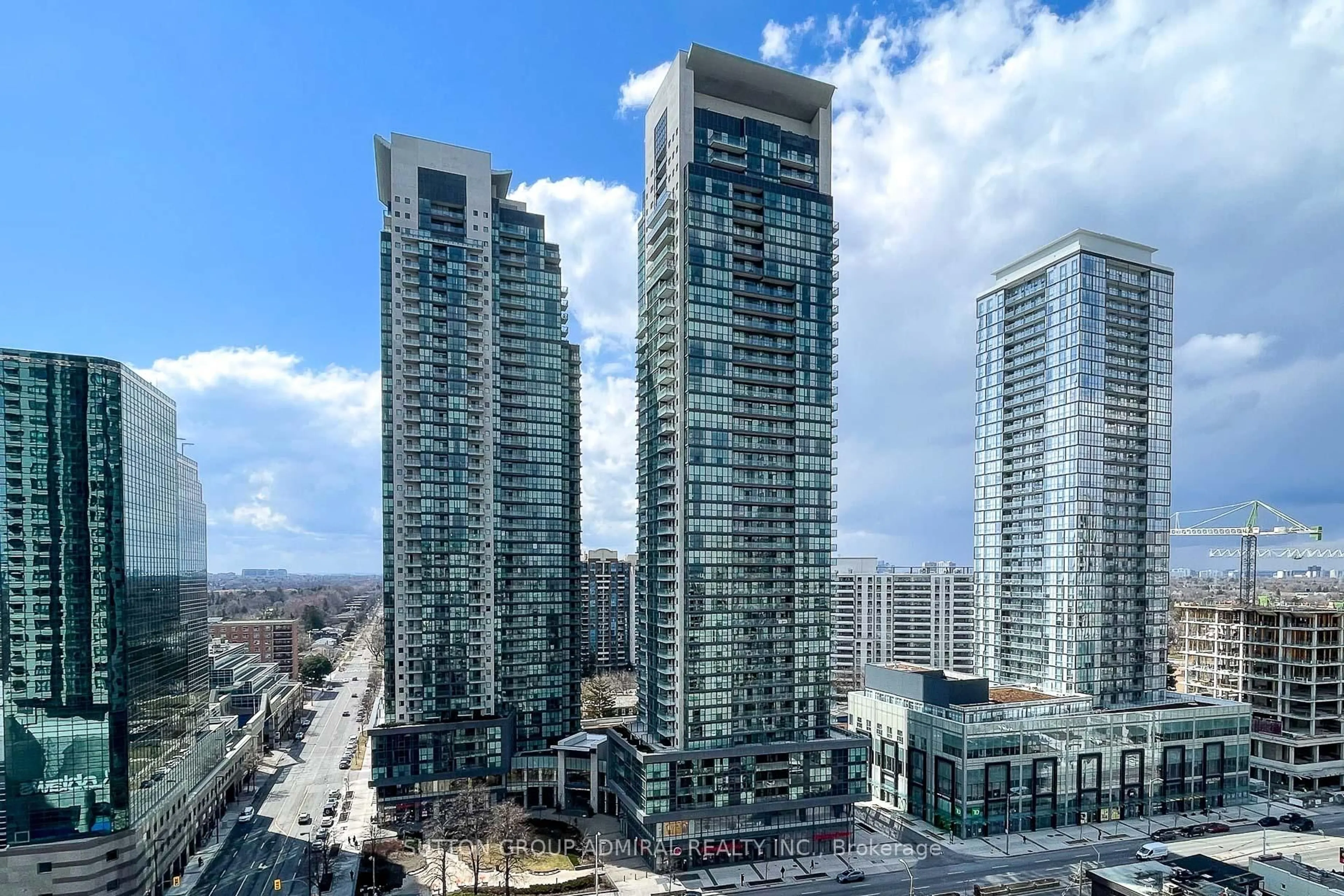 A pic from outside/outdoor area/front of a property/back of a property/a pic from drone, city buildings view from balcony for 5168 Yonge St #3302, Toronto Ontario M2N 0G1