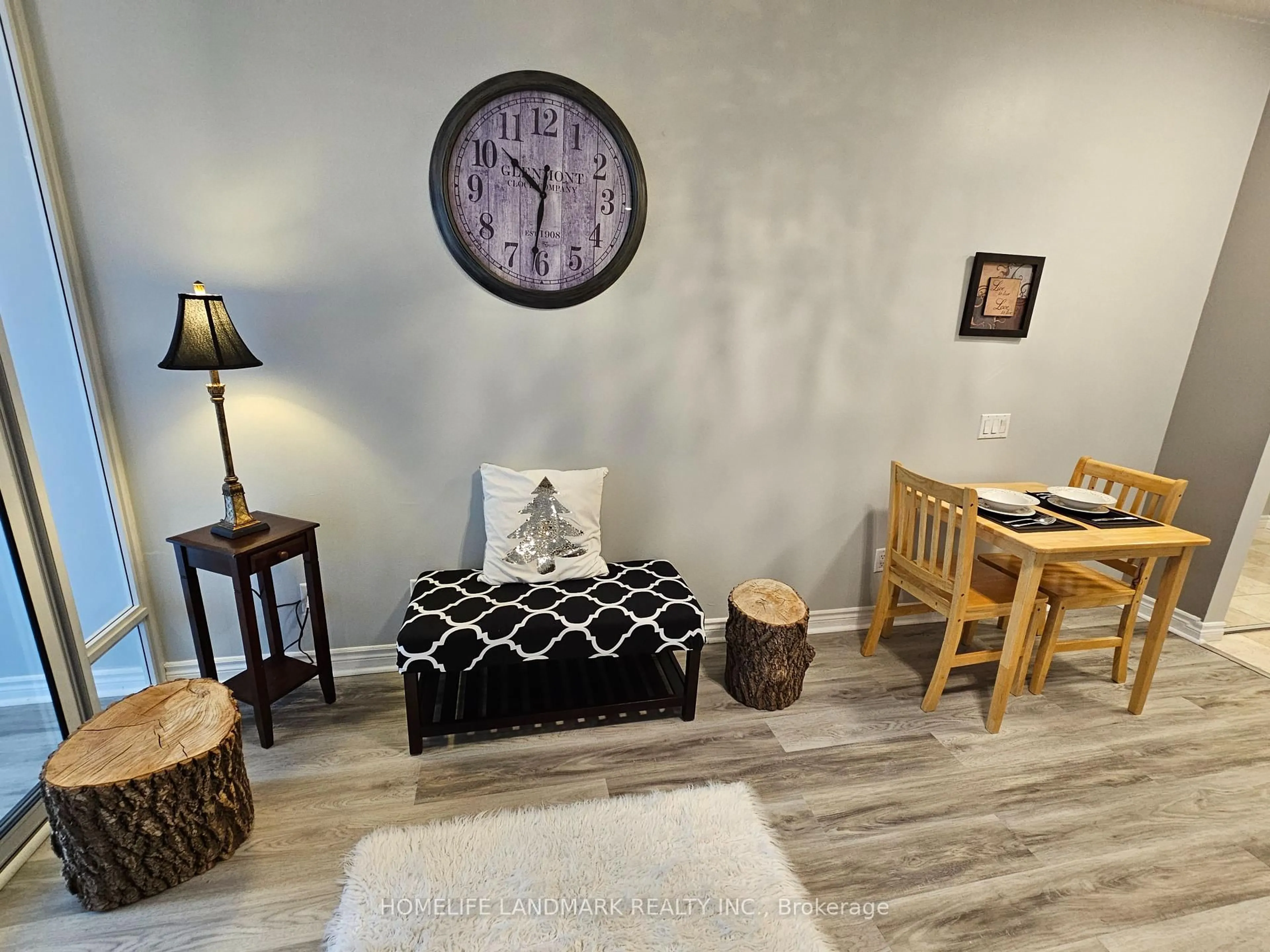 Living room with furniture, wood/laminate floor for 60 Byng Ave #401, Toronto Ontario M2N 7K3