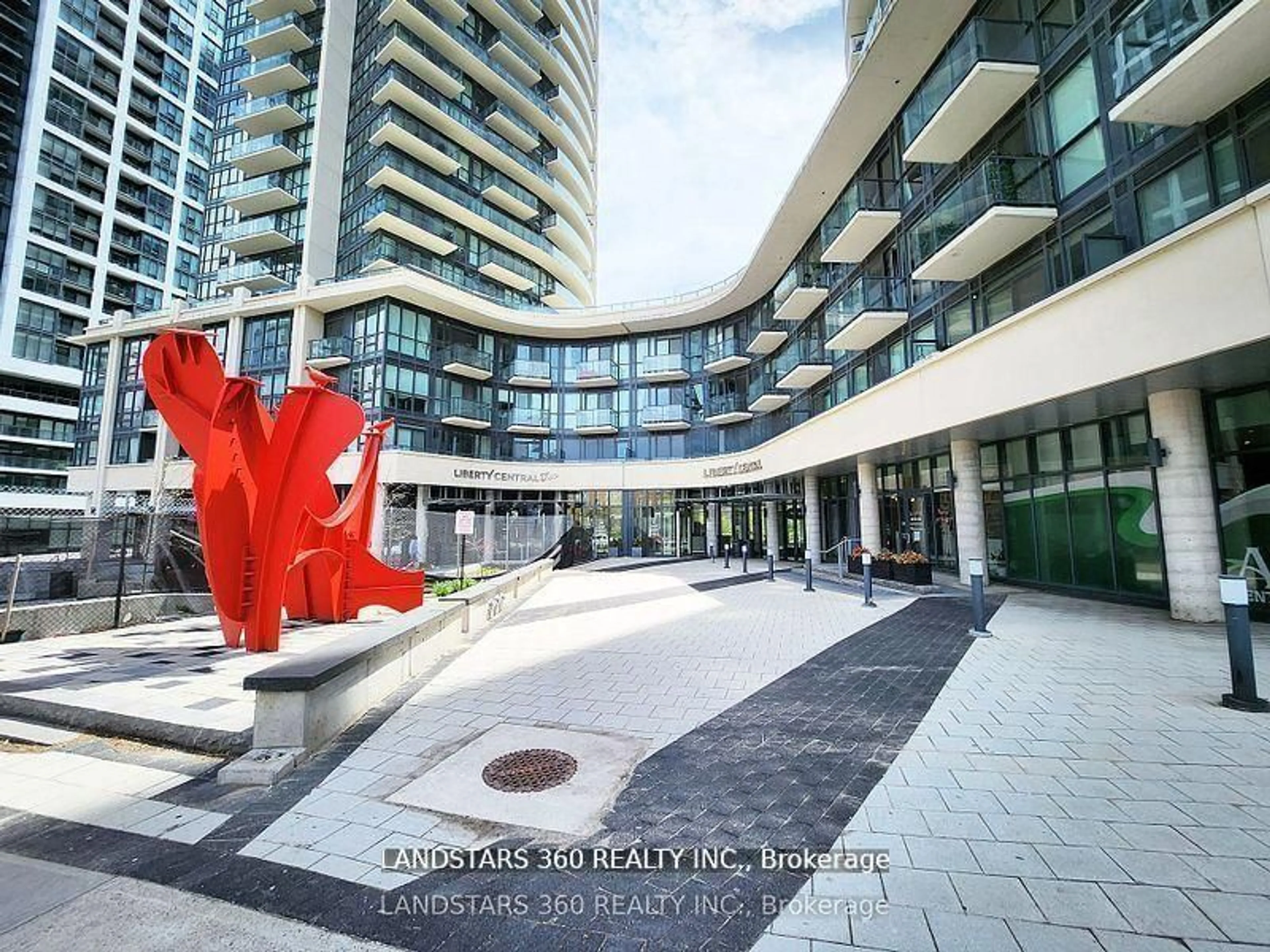 Indoor foyer for 49 East Liberty St #2304, Toronto Ontario M6K 0B2