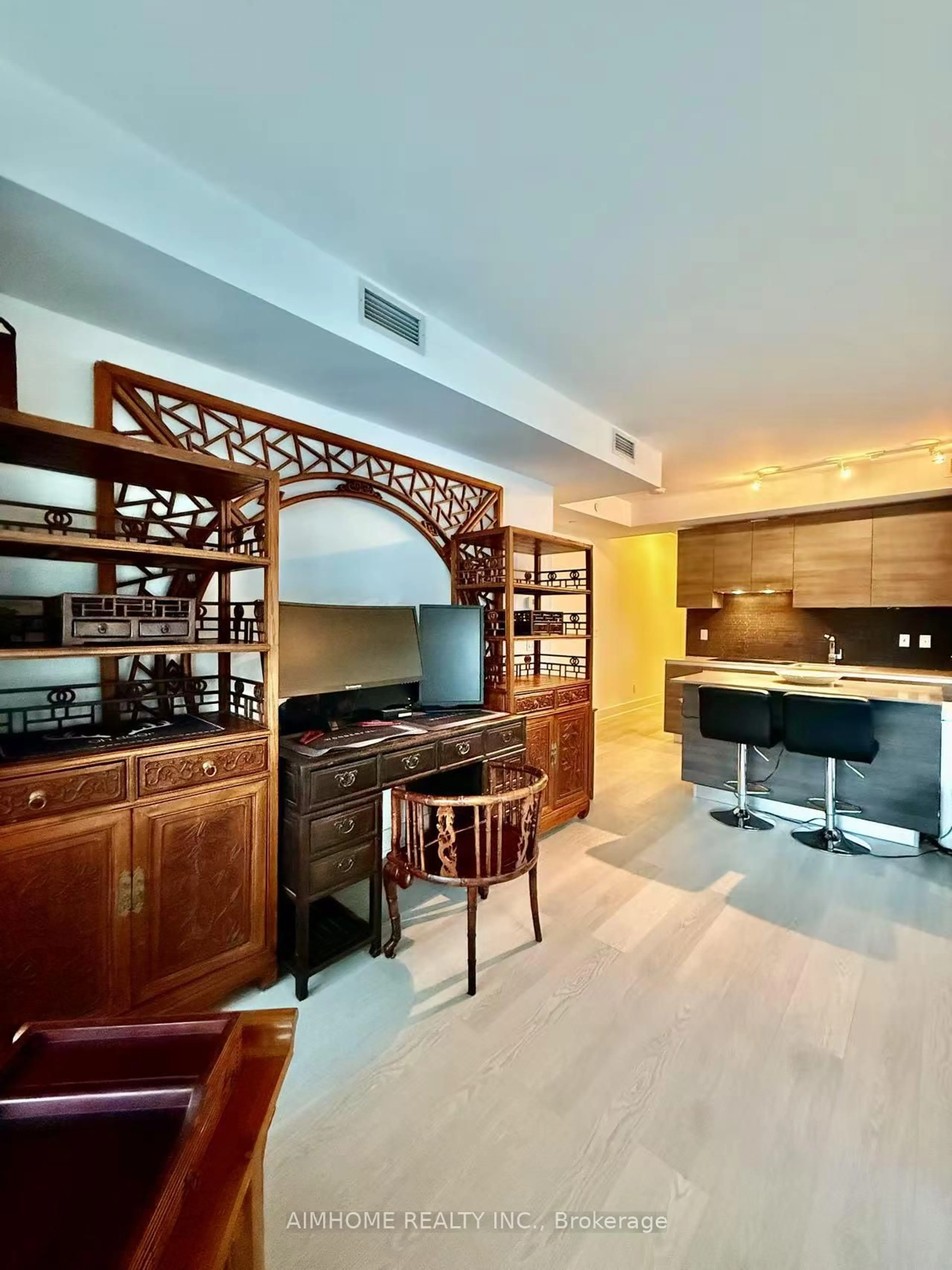 Contemporary kitchen, unknown for 200 Bloor St #1405, Toronto Ontario M5S 0B1