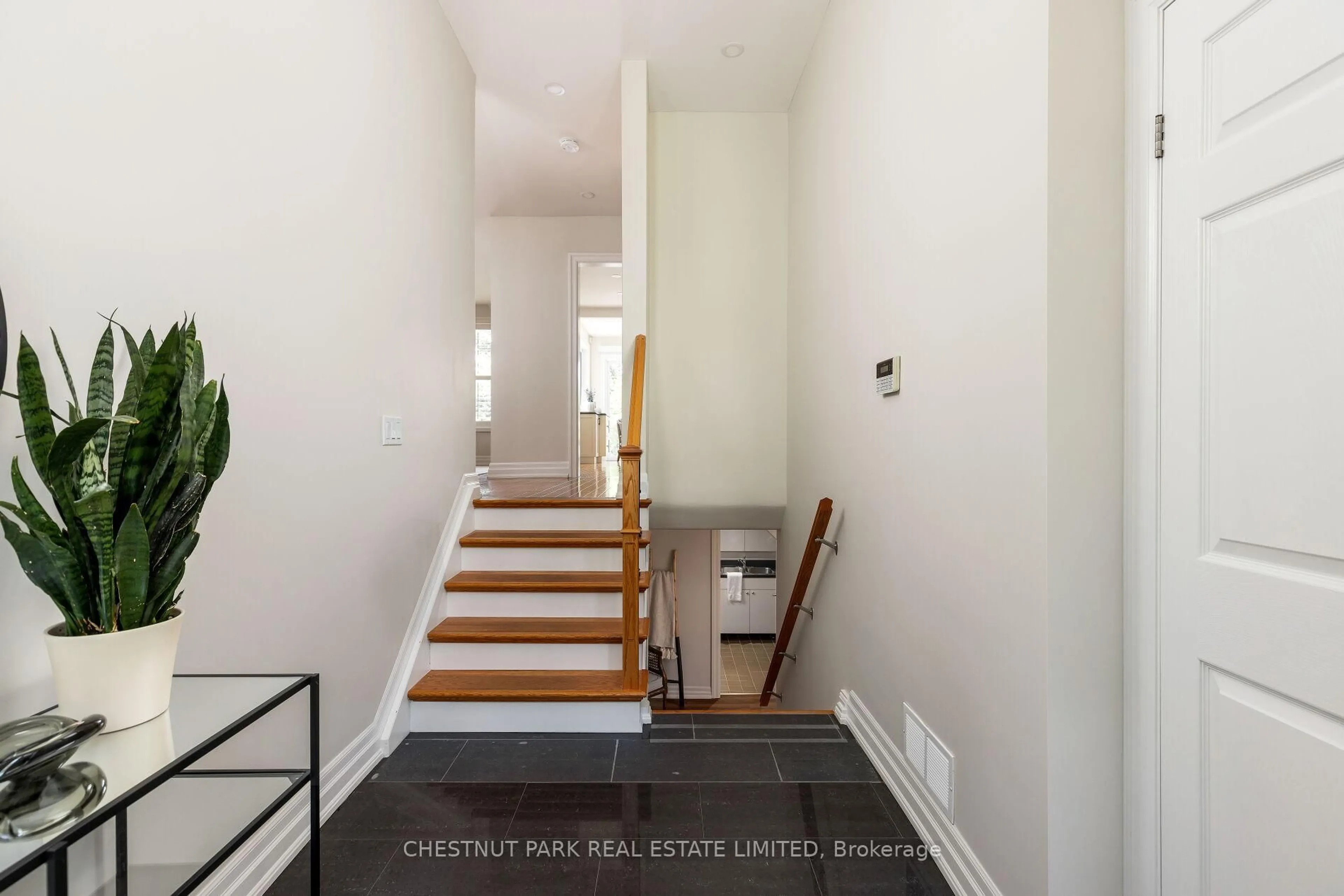 Unknown for 75 Paperbirch Dr, Toronto Ontario M3C 2E6