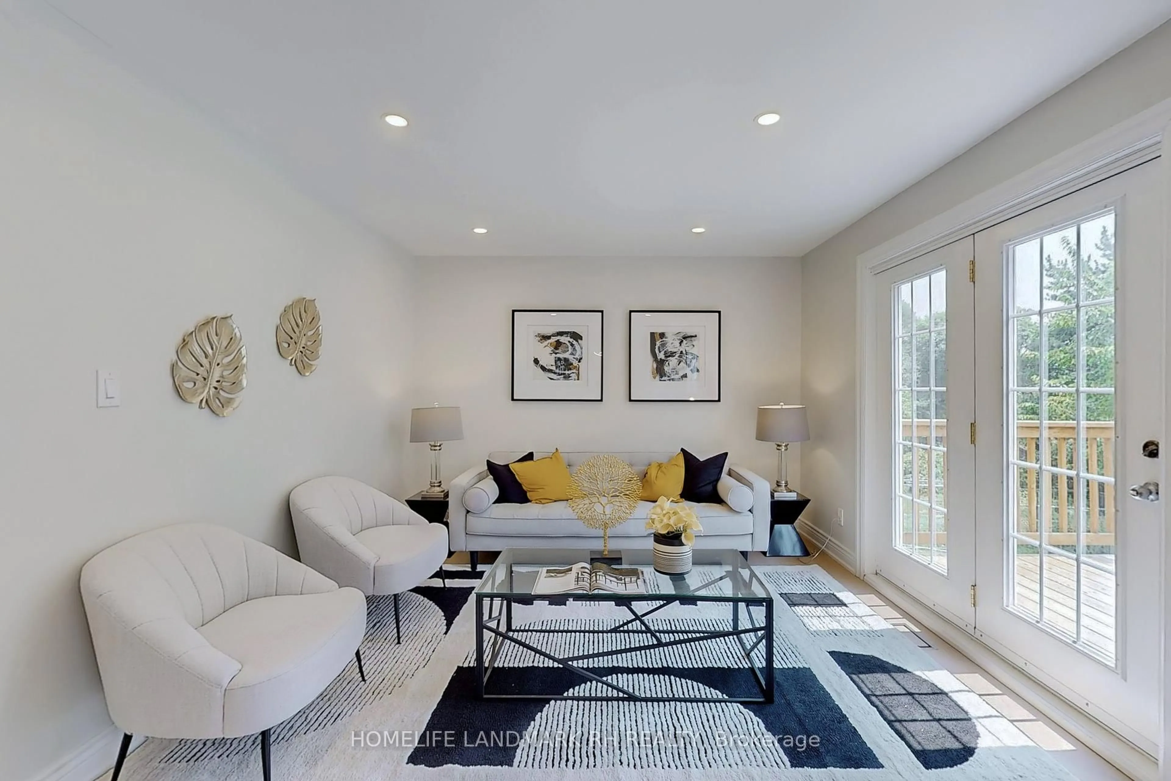 Living room with furniture, unknown for 100 Micmac Cres, Toronto Ontario M2H 2K2
