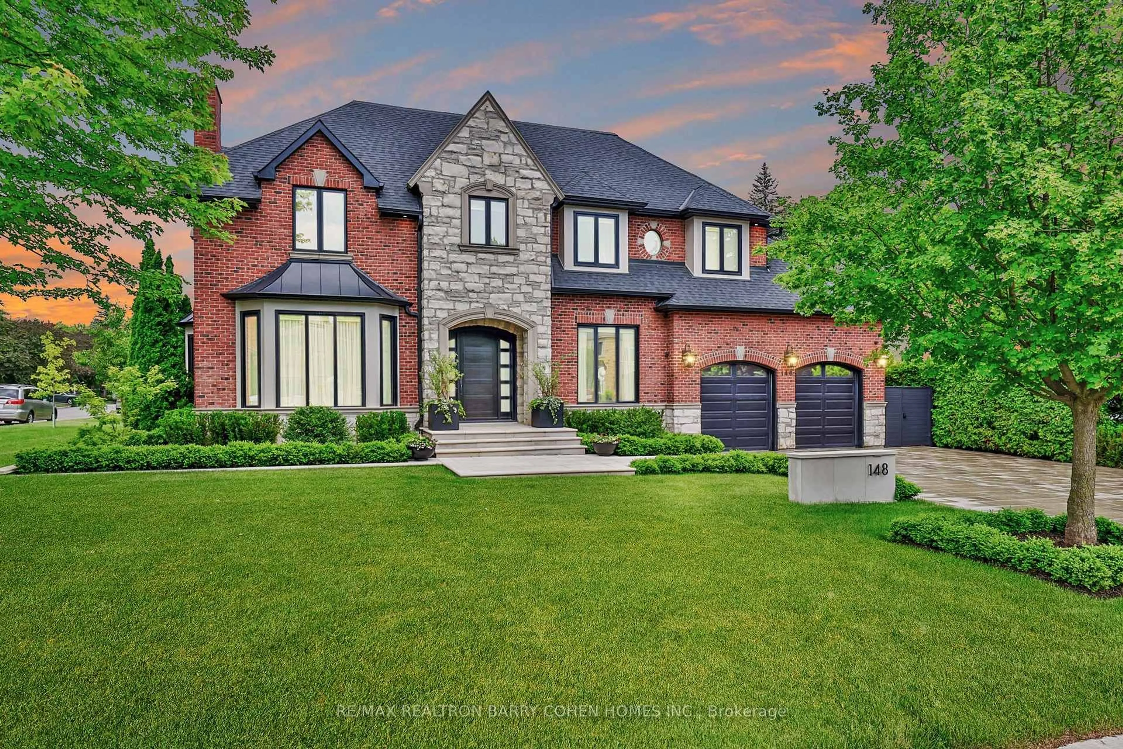 Home with brick exterior material, street for 148 Highland Cres, Toronto Ontario M2L 1H3