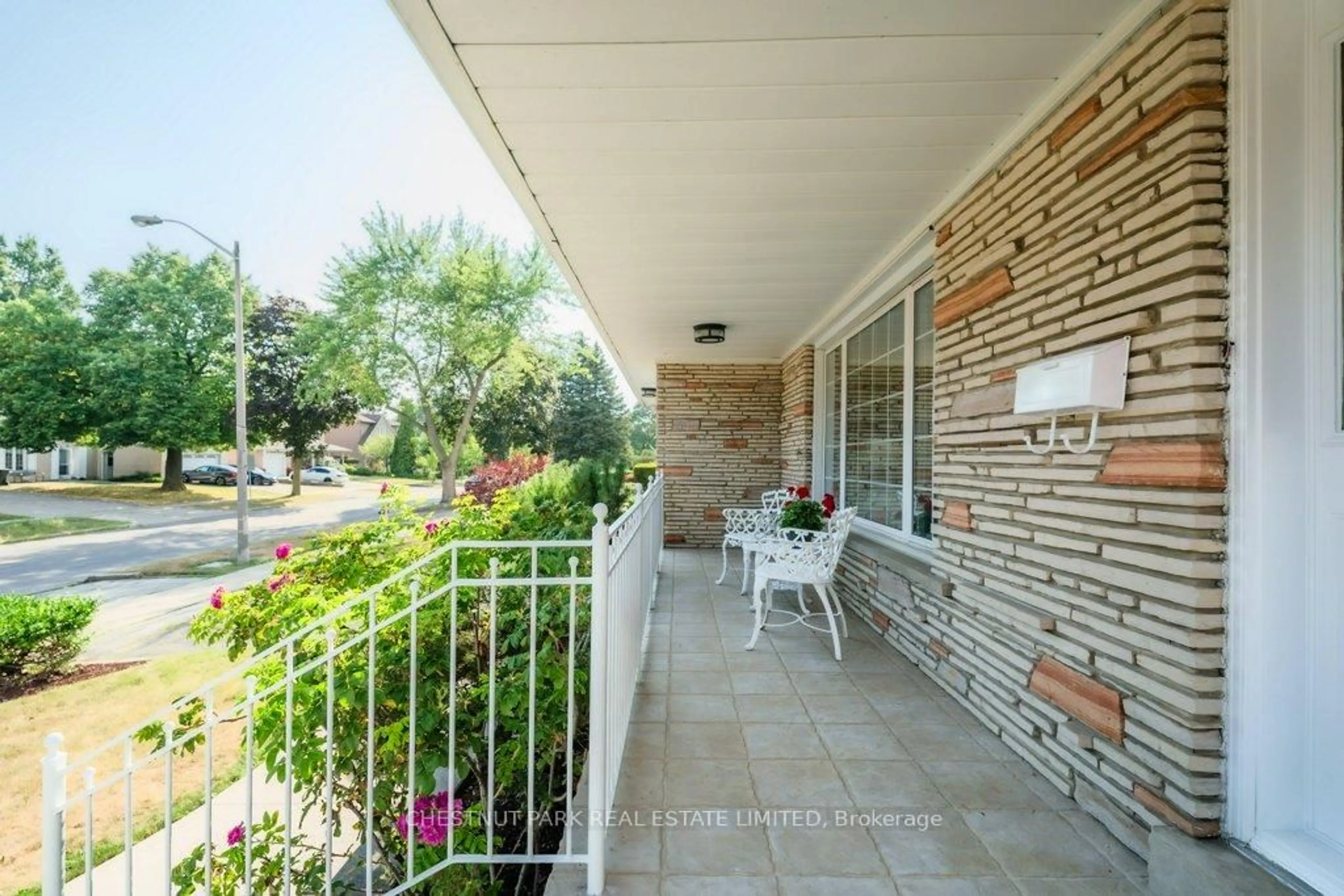 Patio, street for 190 Cassandra Blvd, Toronto Ontario M3A 1T3
