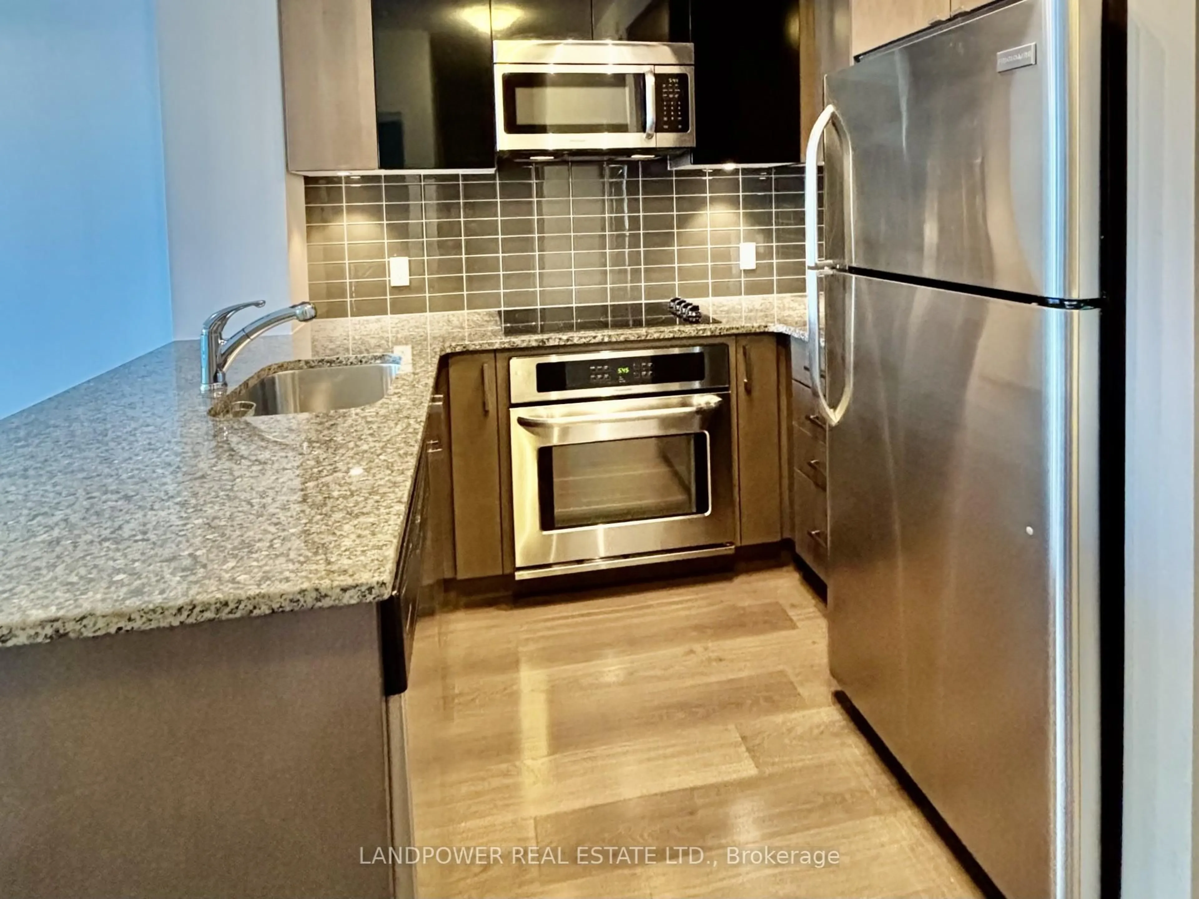 Standard kitchen, unknown for 89 Dunfield Ave #1704, Toronto Ontario M4S 0A4
