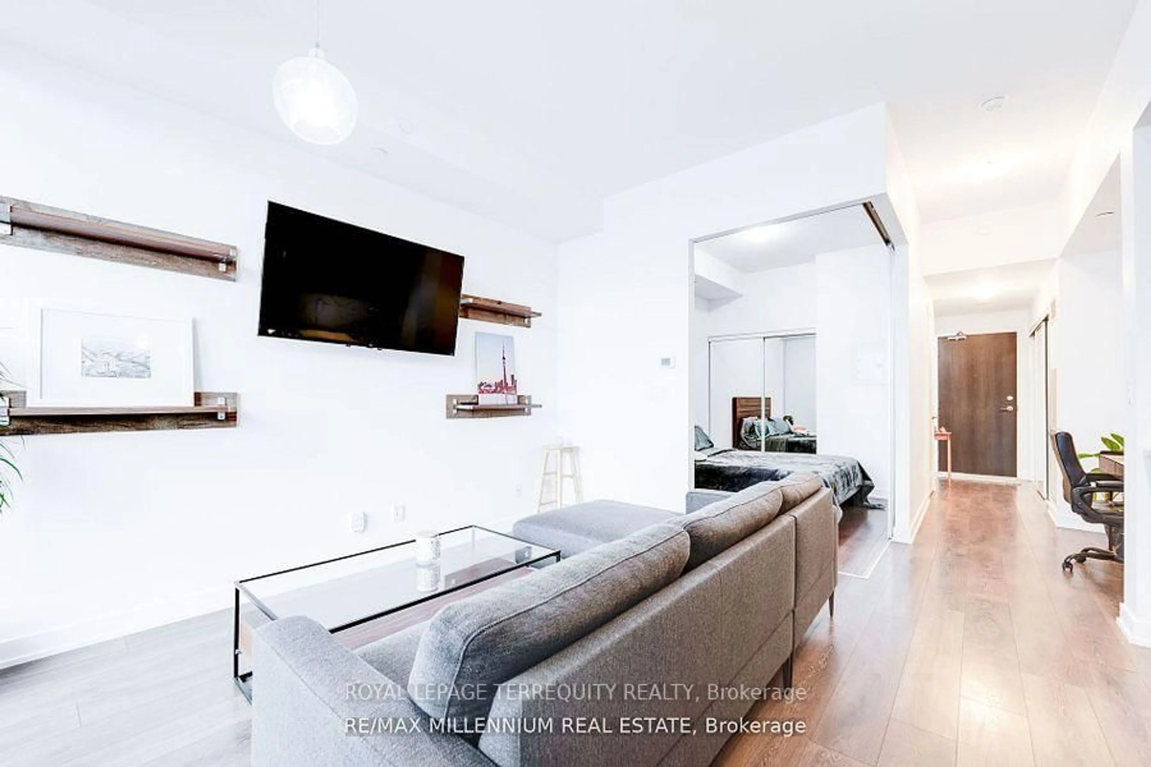 Unknown for 50 Bruyeres Mews #710, Toronto Ontario M5V 0H8