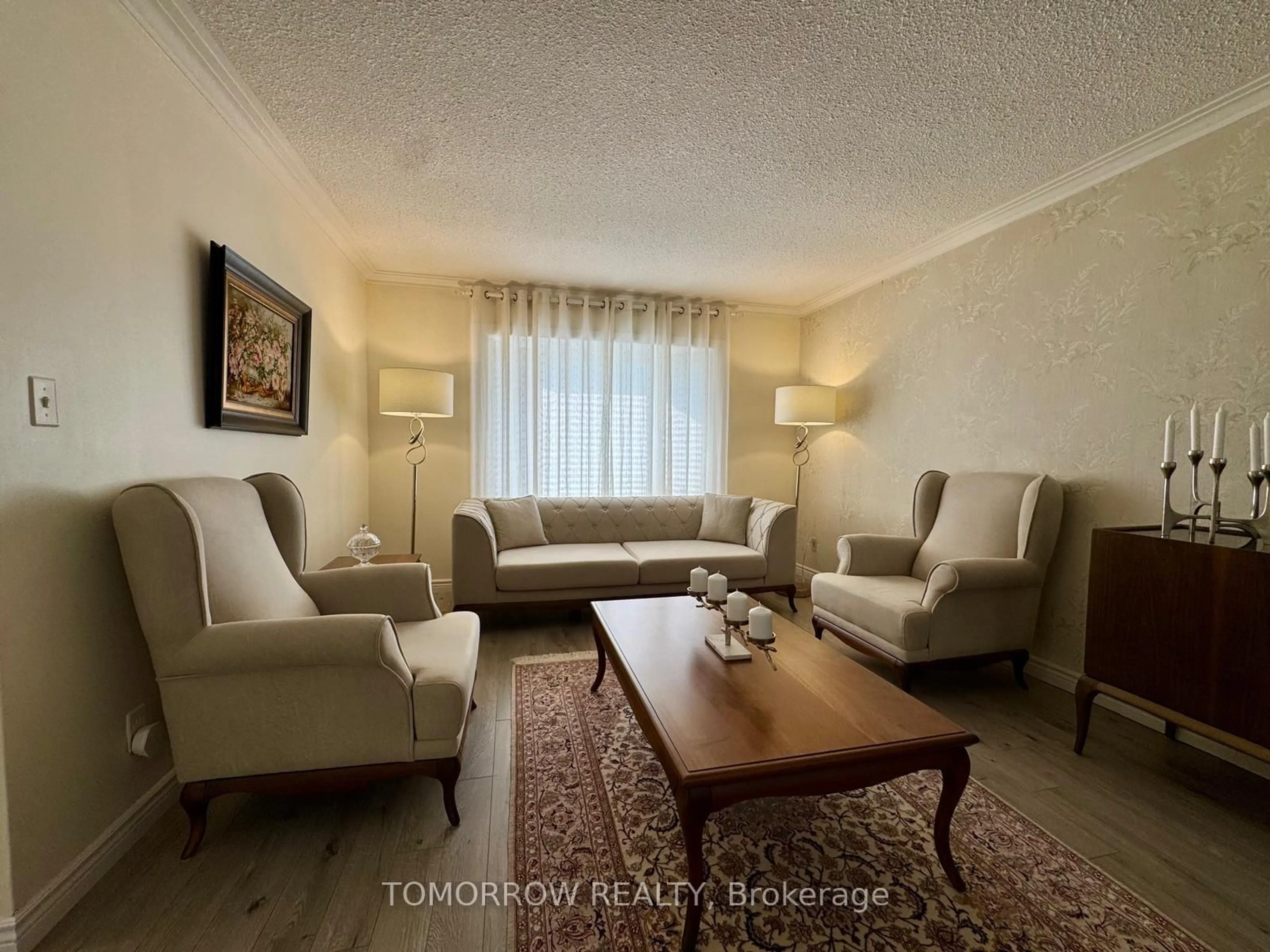 Living room with furniture, unknown for 23 Resolution Cres, Toronto Ontario M2H 1N3