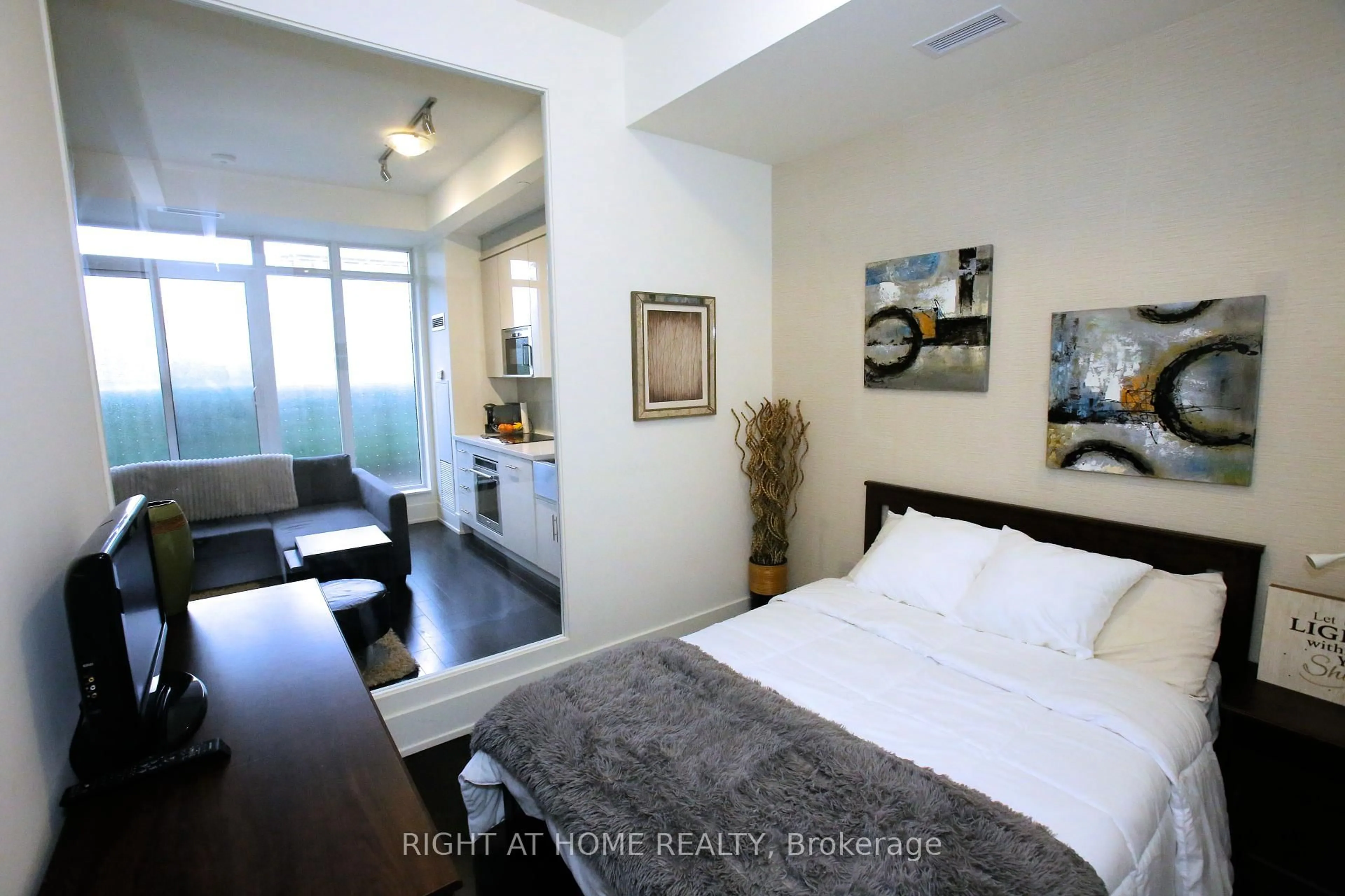 Bedroom with bed, unknown for 330 Richmond St #210, Toronto Ontario M5V 1X2